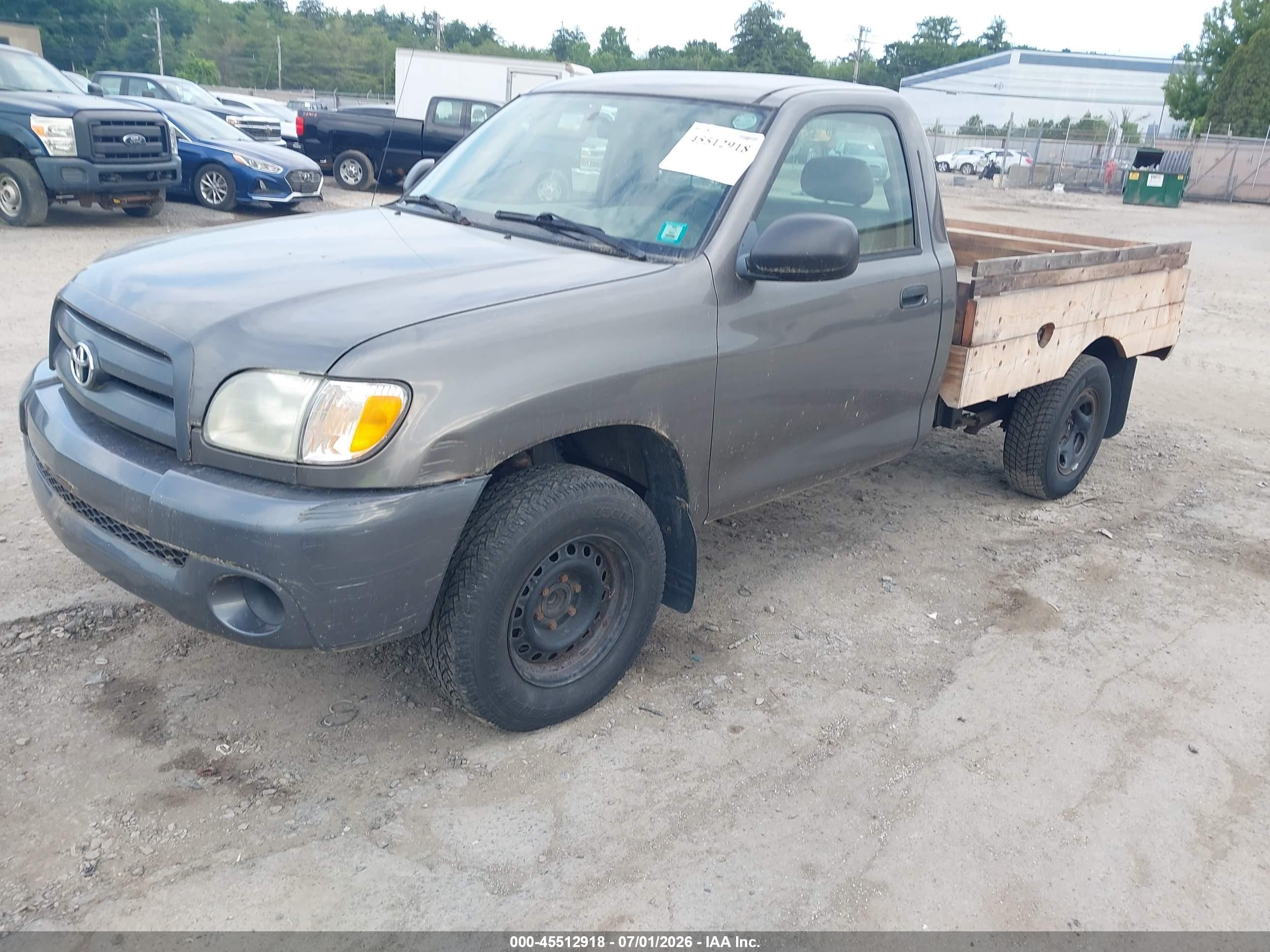 2003 Toyota Tundra   Gray vin: 5TBJN32113S383552