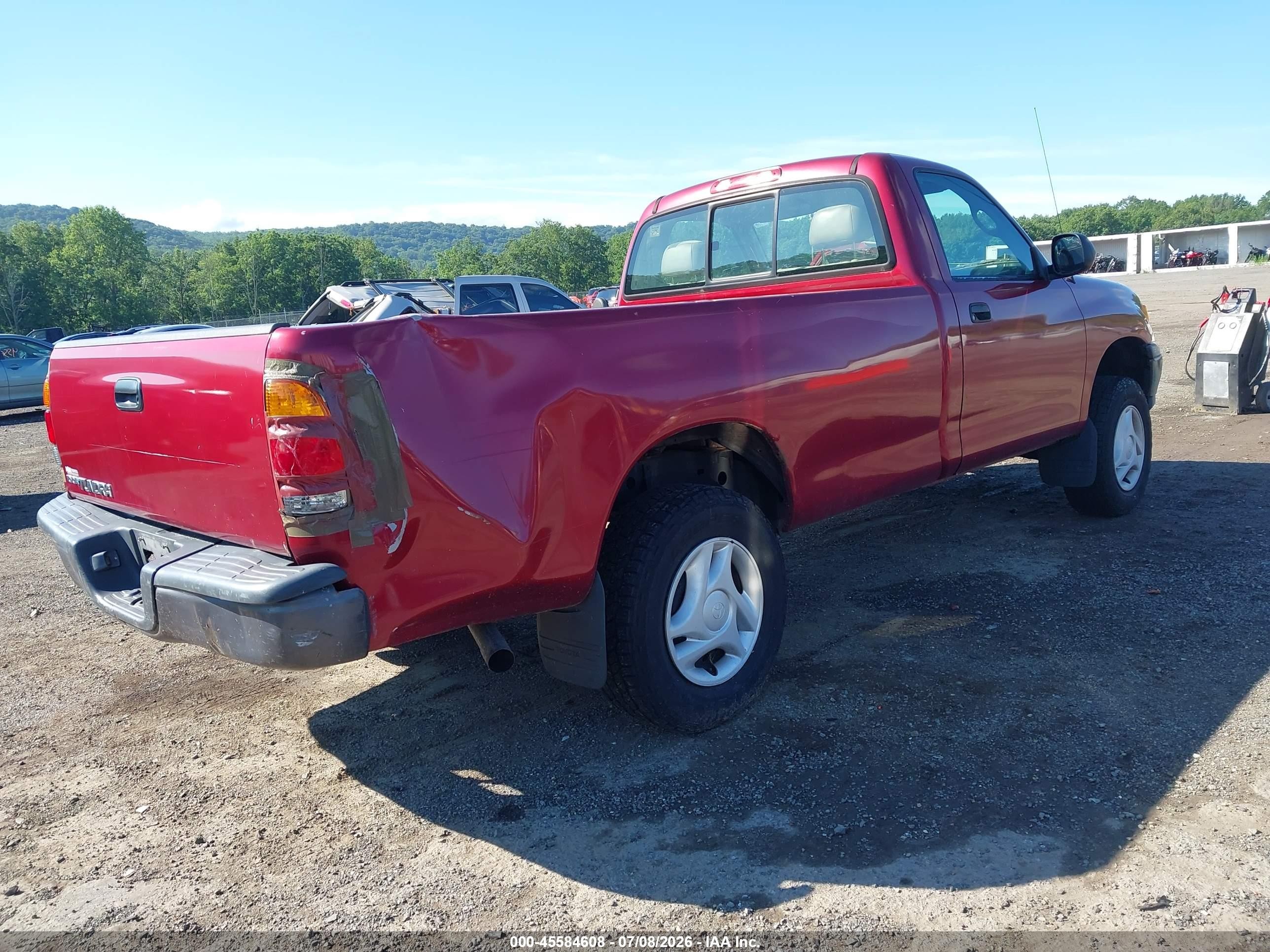 2001 Toyota Tundra   Maroon vin: 5TBJN32121S129104