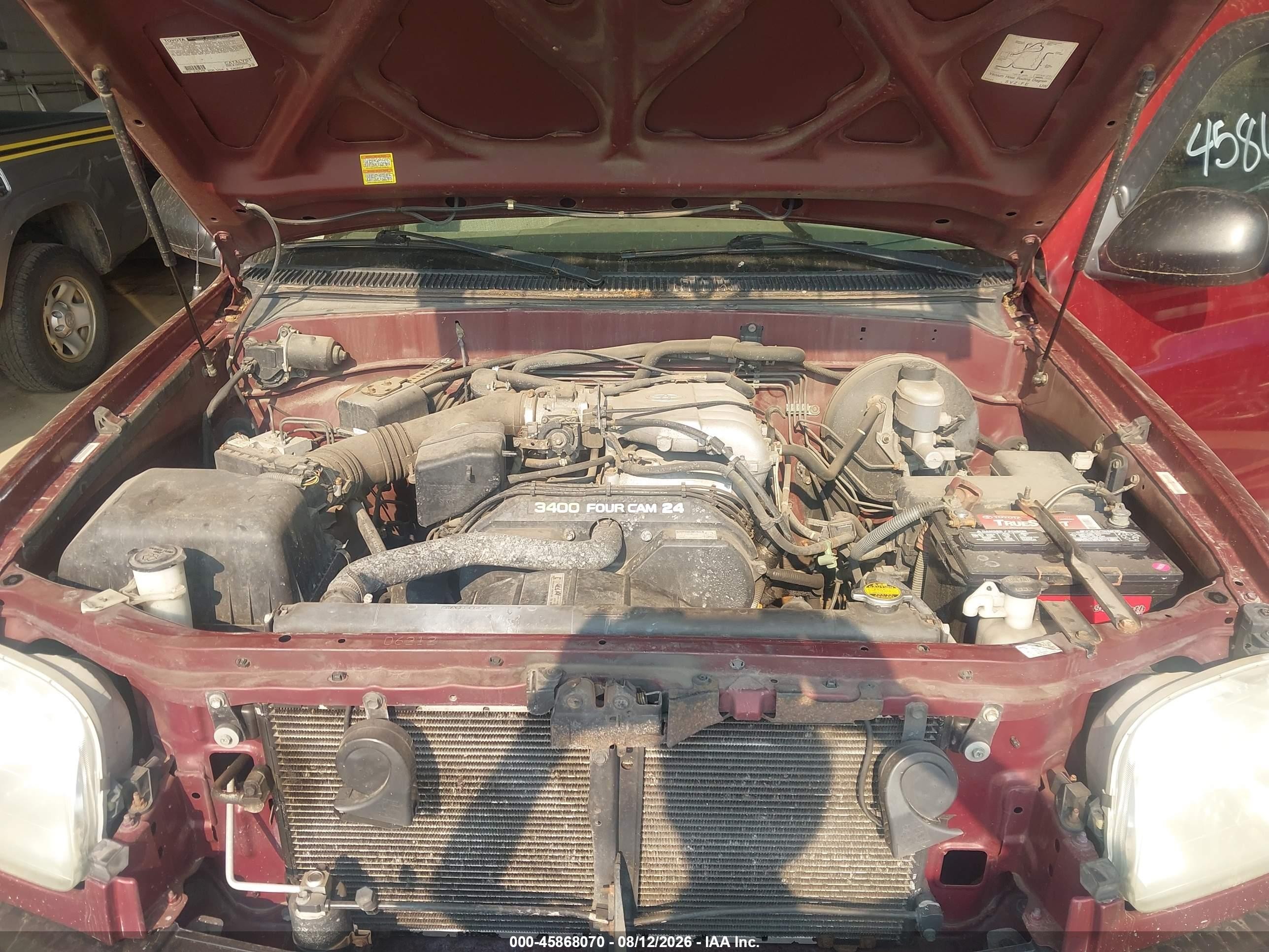 2004 Toyota Tundra   Красный vin: 5TBJN32134S442750