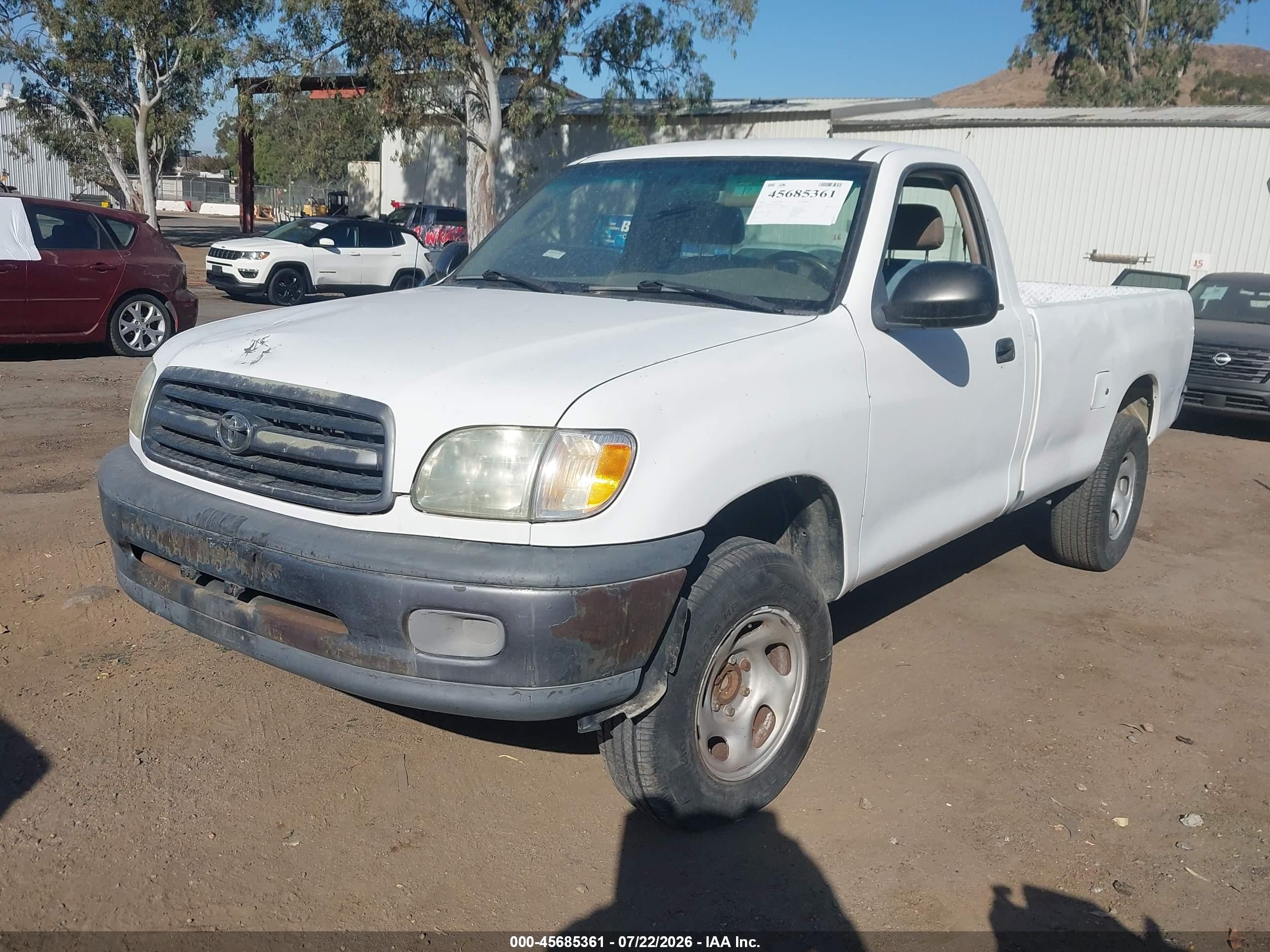 2001 Toyota Tundra   White vin: 5TBJN32151S219945