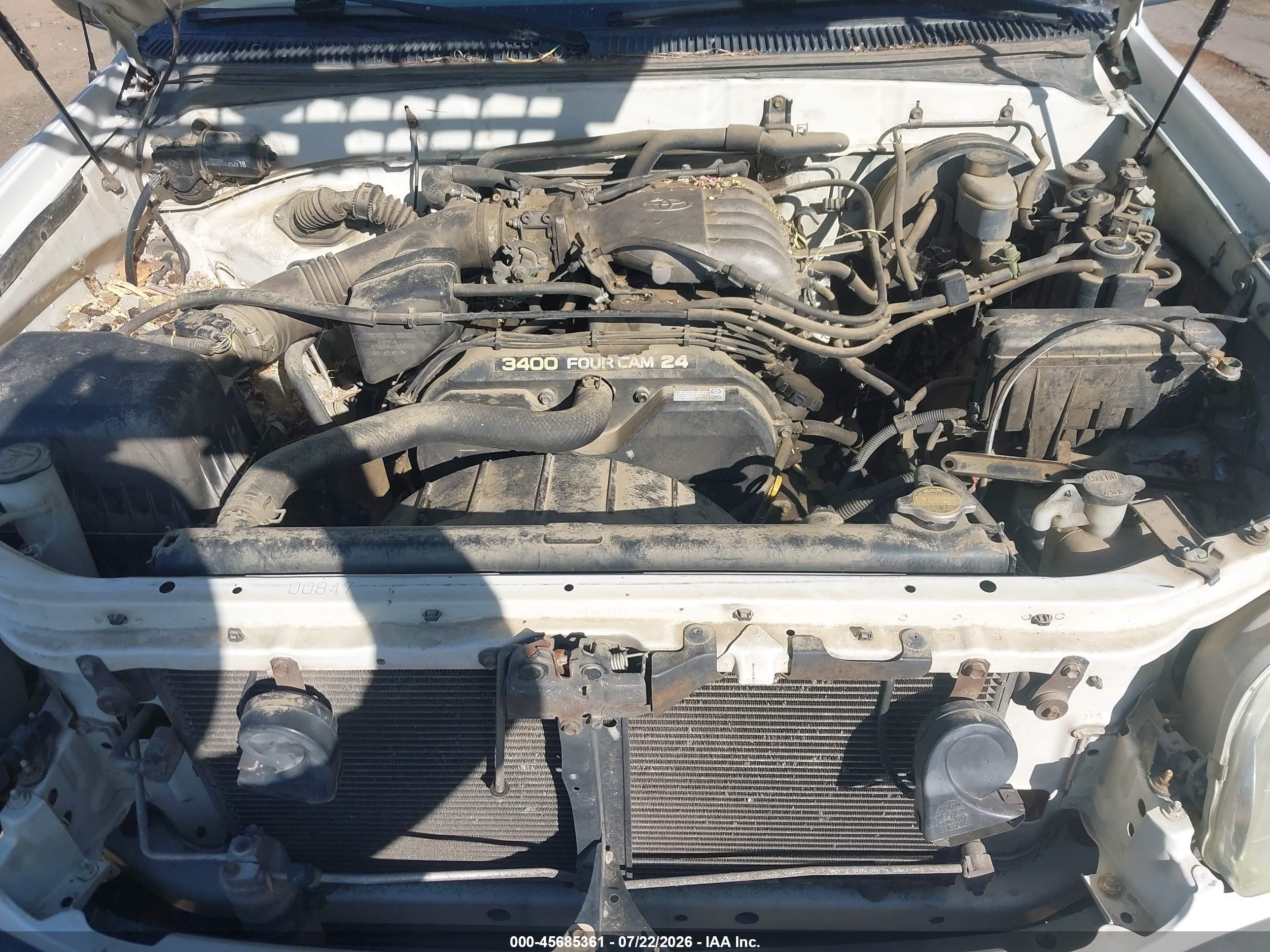 2001 Toyota Tundra   White vin: 5TBJN32151S219945