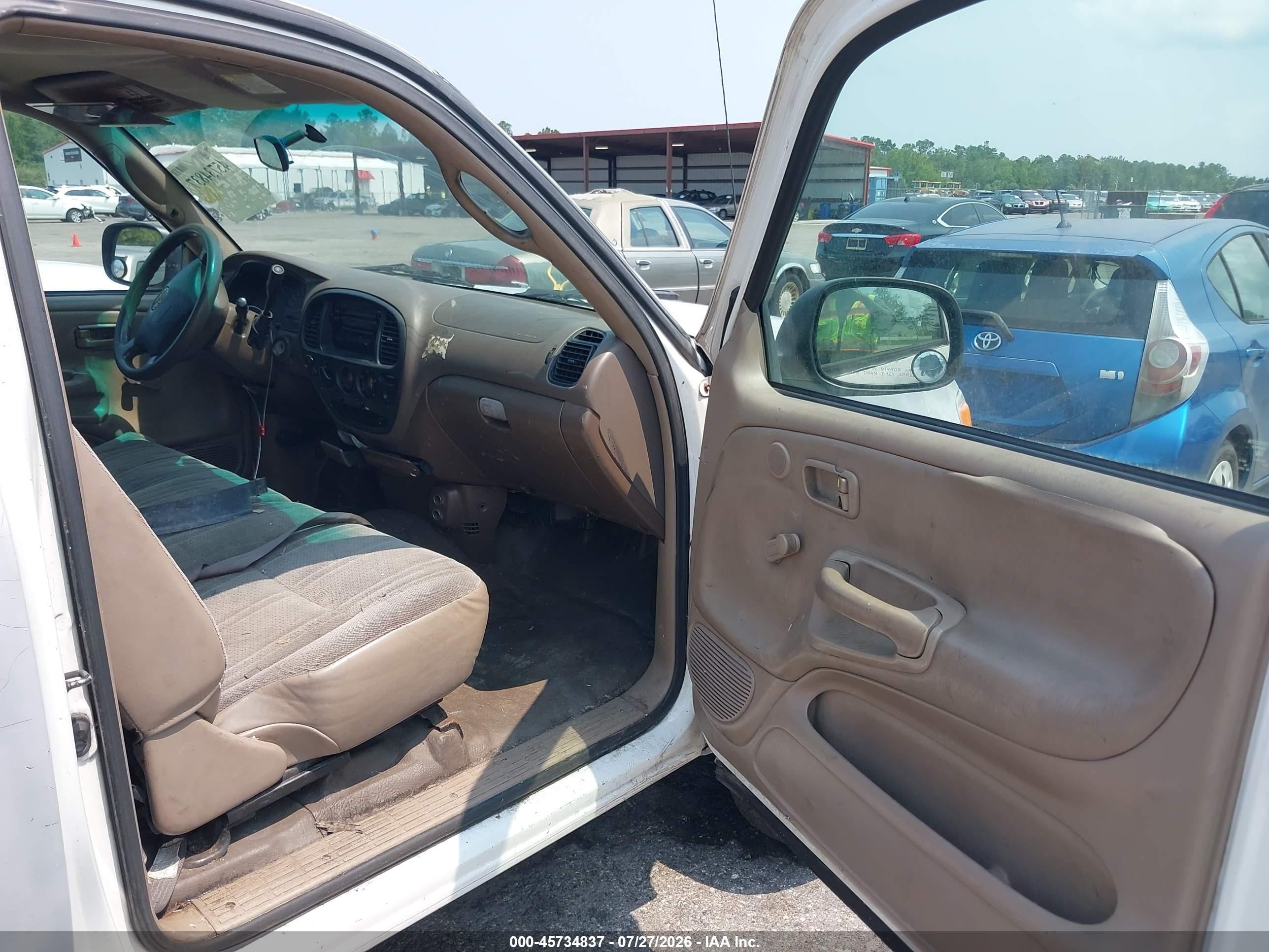 2004 Toyota Tundra   Gray vin: 5TBJN32164S449031