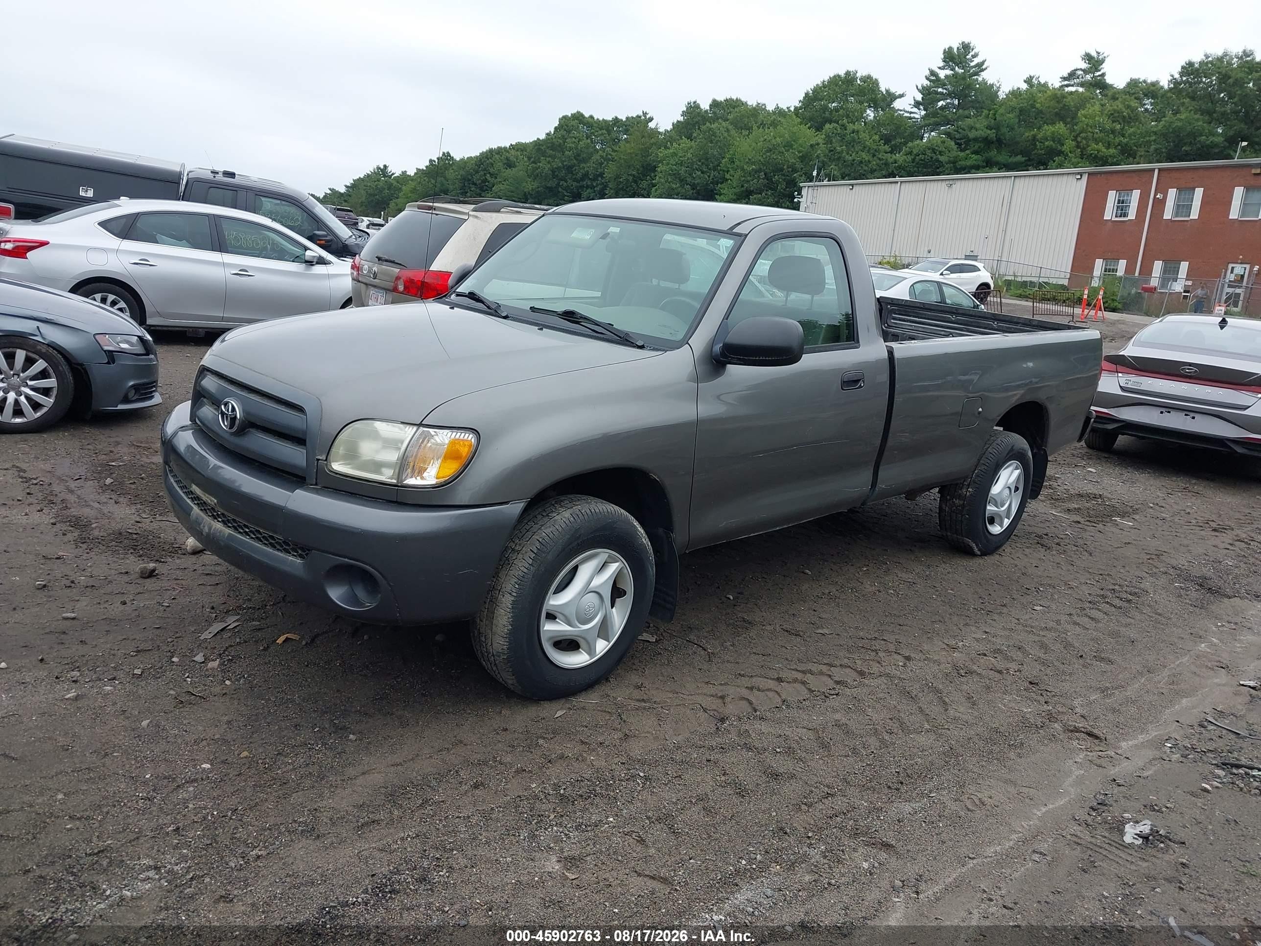 2003 Toyota Tundra   Brown vin: 5TBJN32193S353568