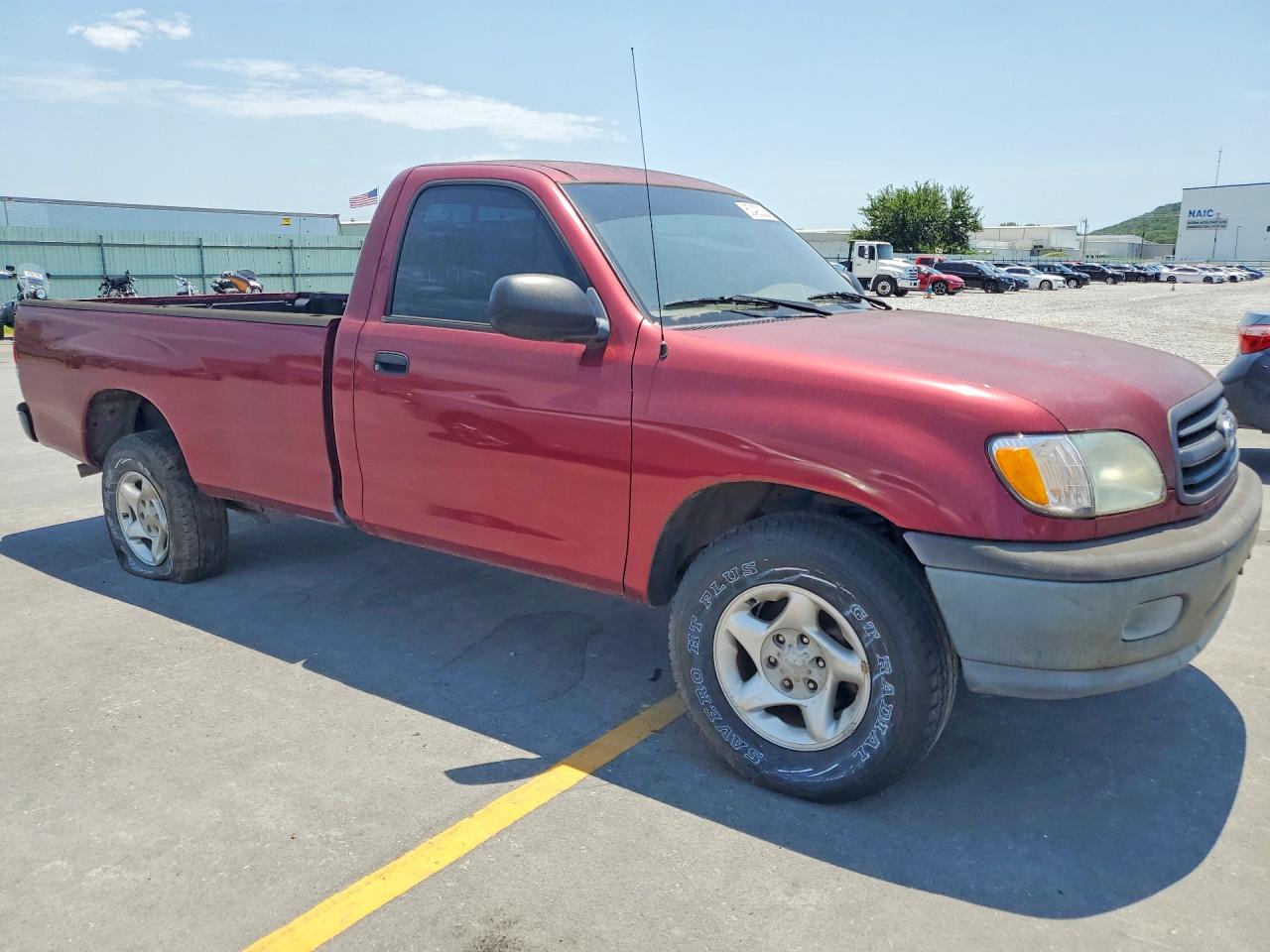 2002 Toyota Tundra Base Maroon vin: 5TBJN321X2S277003