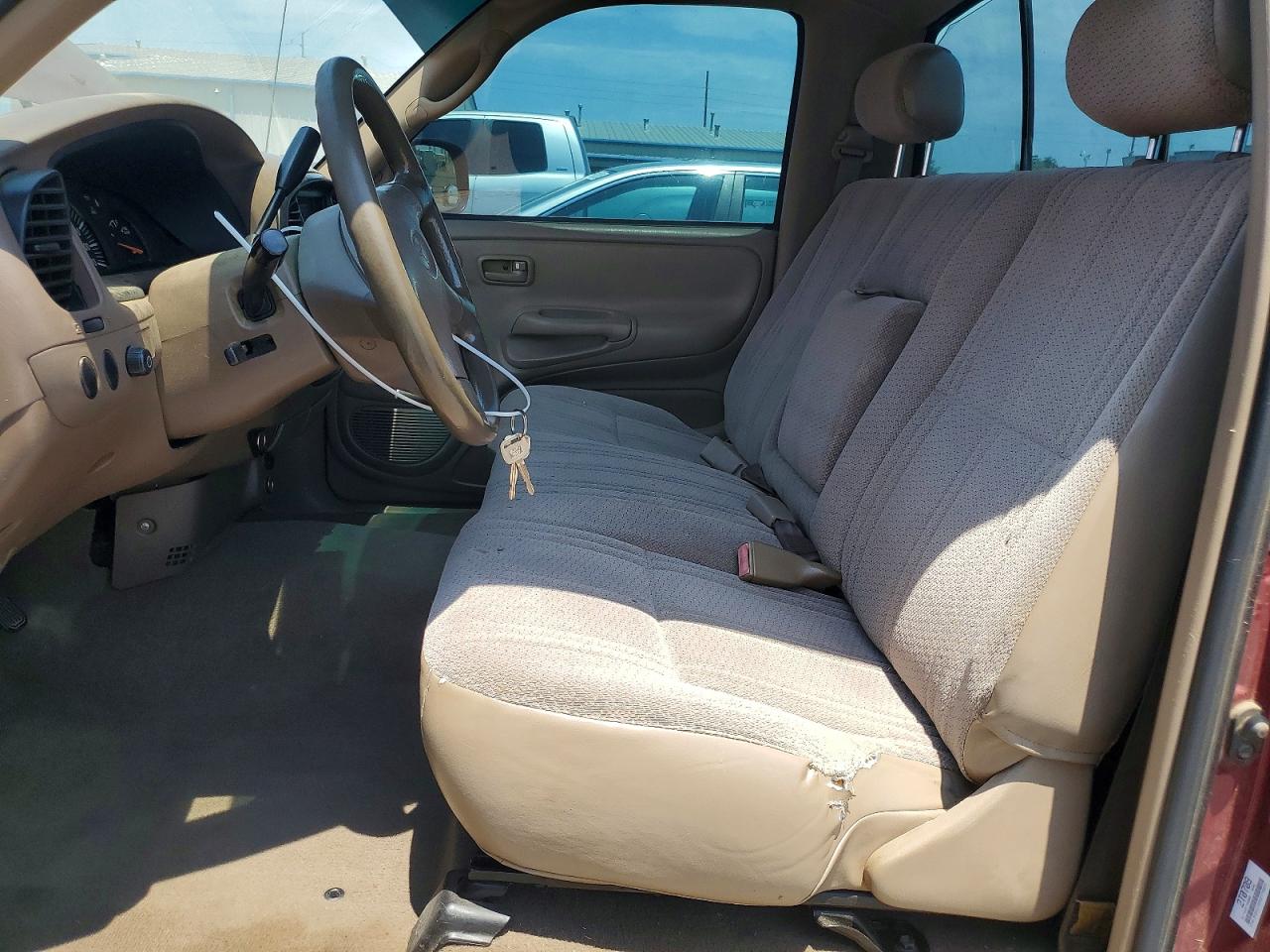 2002 Toyota Tundra Base Maroon vin: 5TBJN321X2S277003