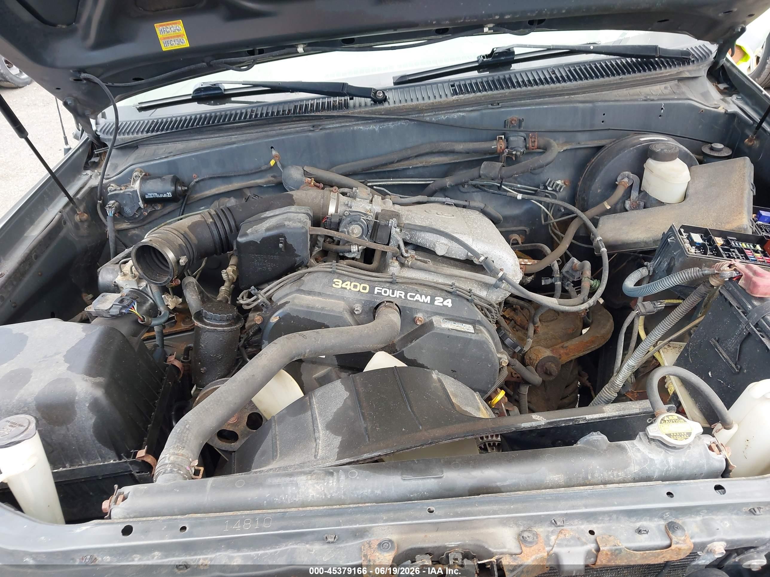 2003 Toyota Tundra   Коричневый vin: 5TBJN321X3S336715