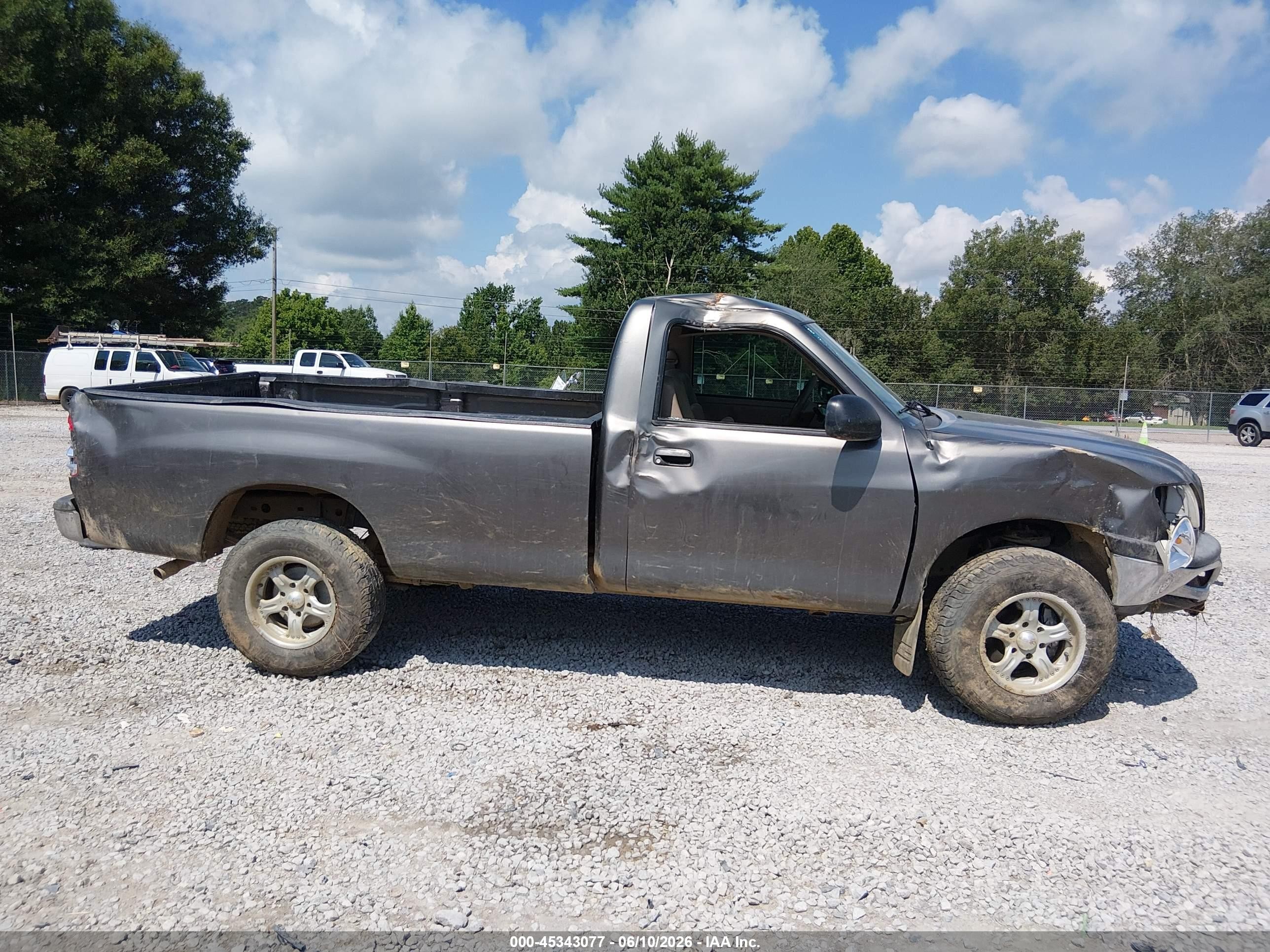 2006 Toyota Tundra Base V8 Gray vin: 5TBJT32166S477940