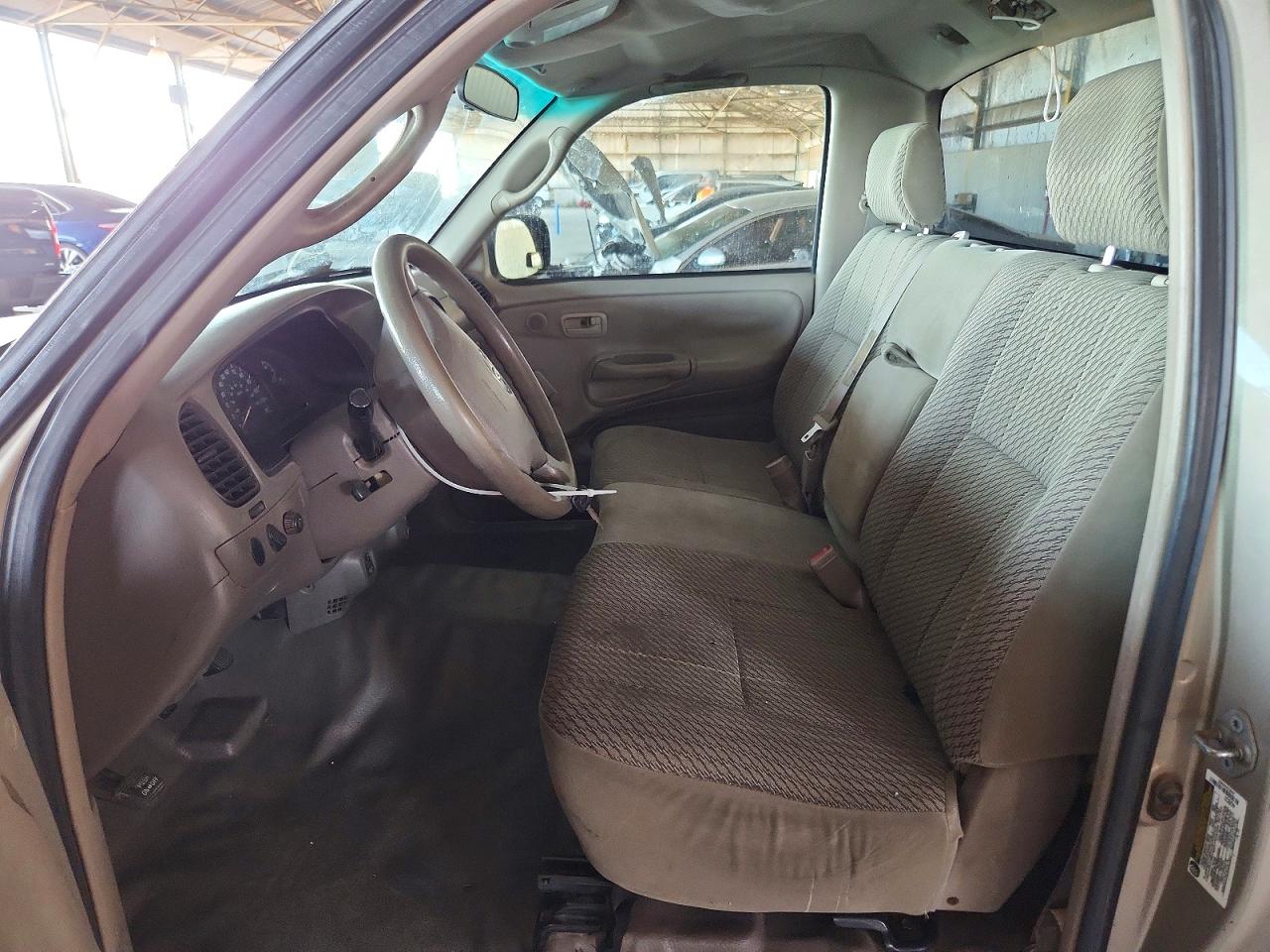 2005 Toyota Tundra Base Tan vin: 5TBJT321X5S461335