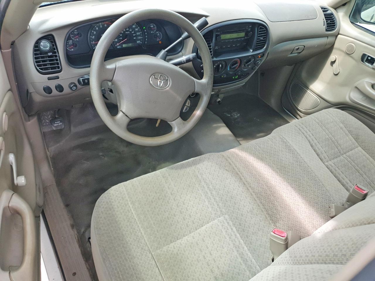 2005 Toyota Tundra Base Белый vin: 5TBJT321X5S471167