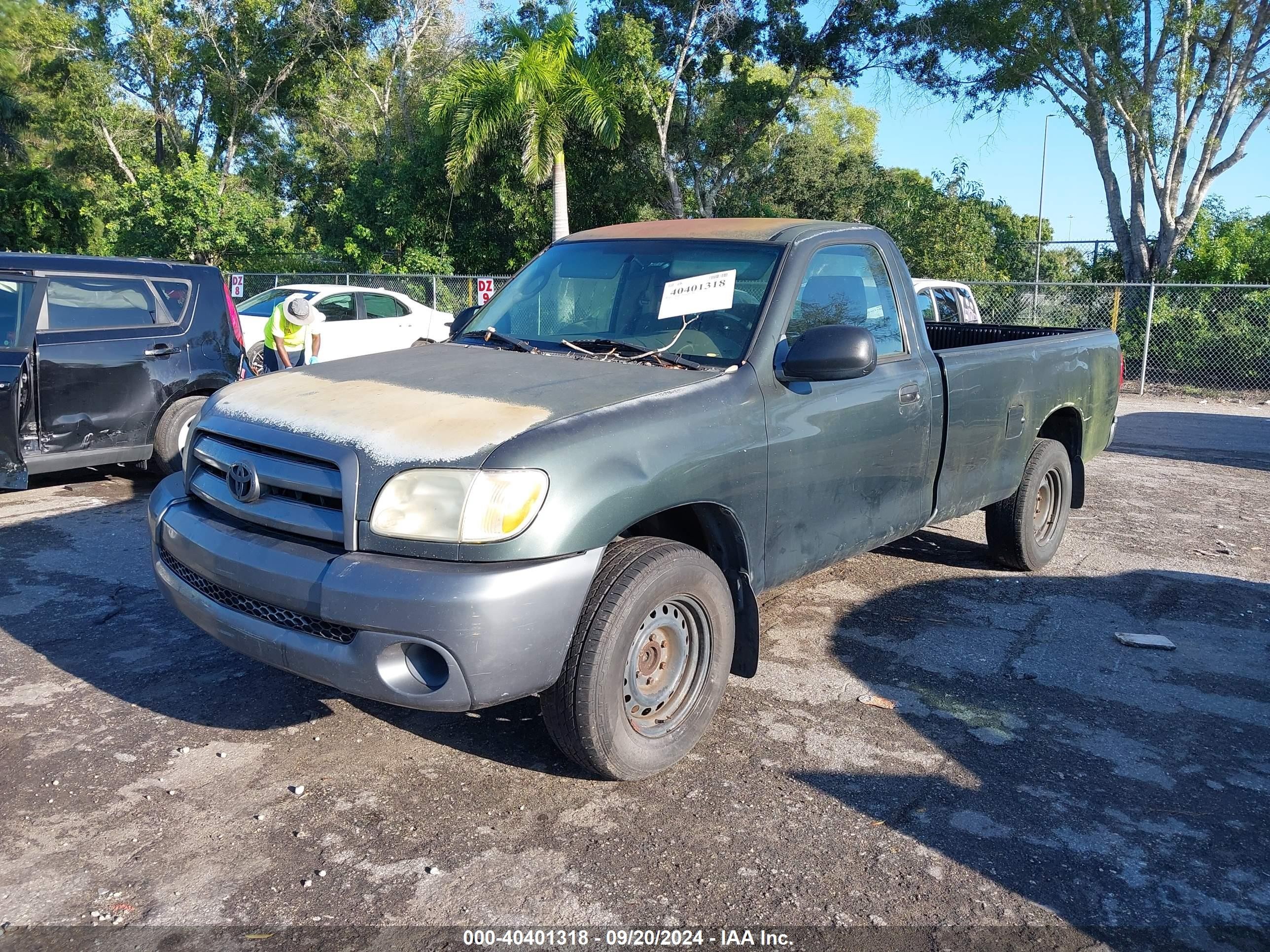 2005 Toyota Tundra   Green vin: 5TBJU32185S456308