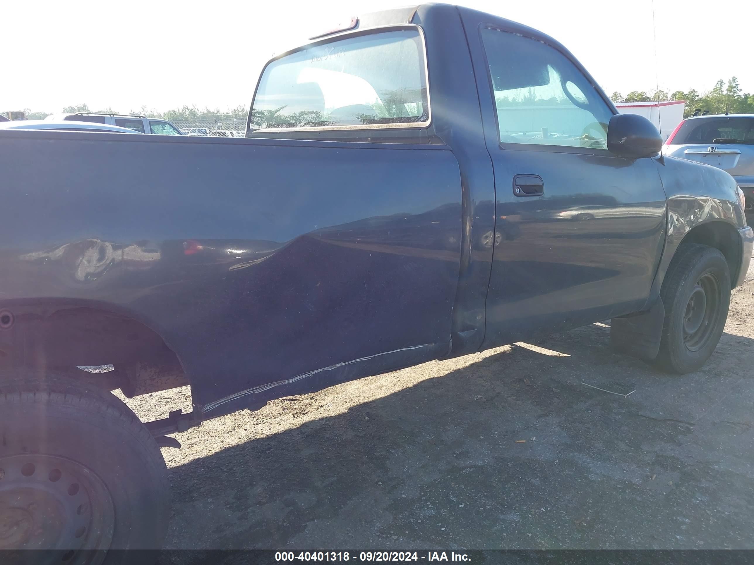 2005 Toyota Tundra   Green vin: 5TBJU32185S456308