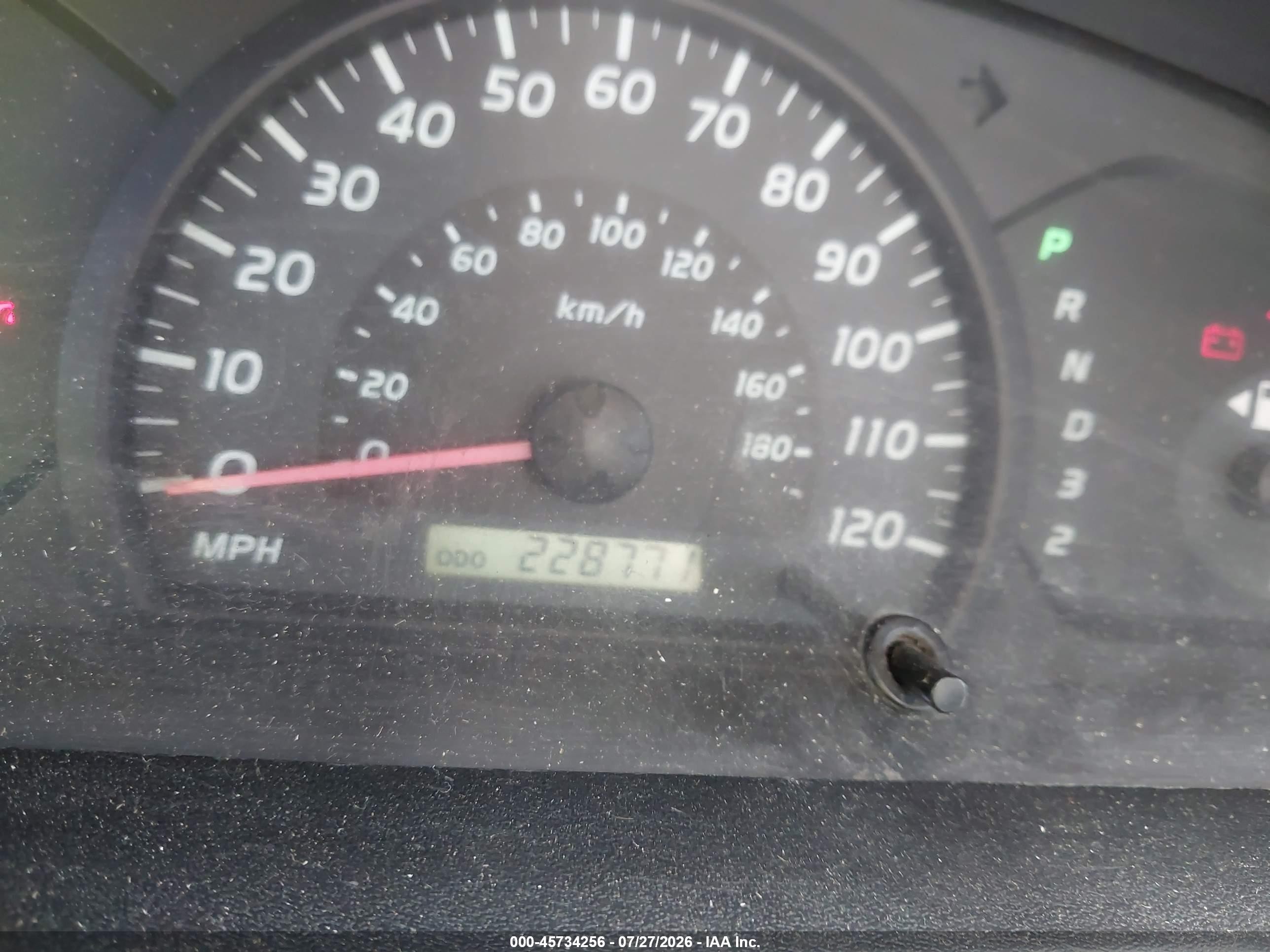 2005 Toyota Tundra   Gold vin: 5TBJU321X5S444905