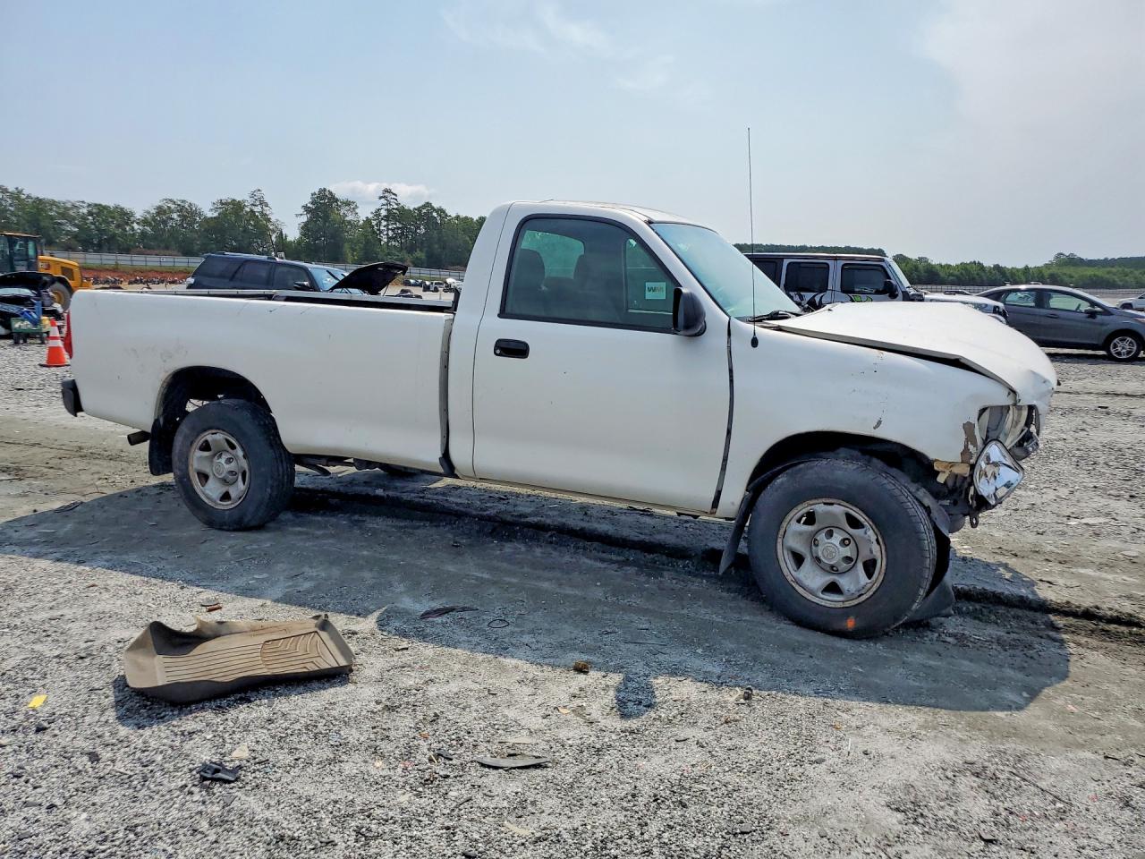 2006 Toyota Tundra Base White vin: 5TBJU321X6S471636