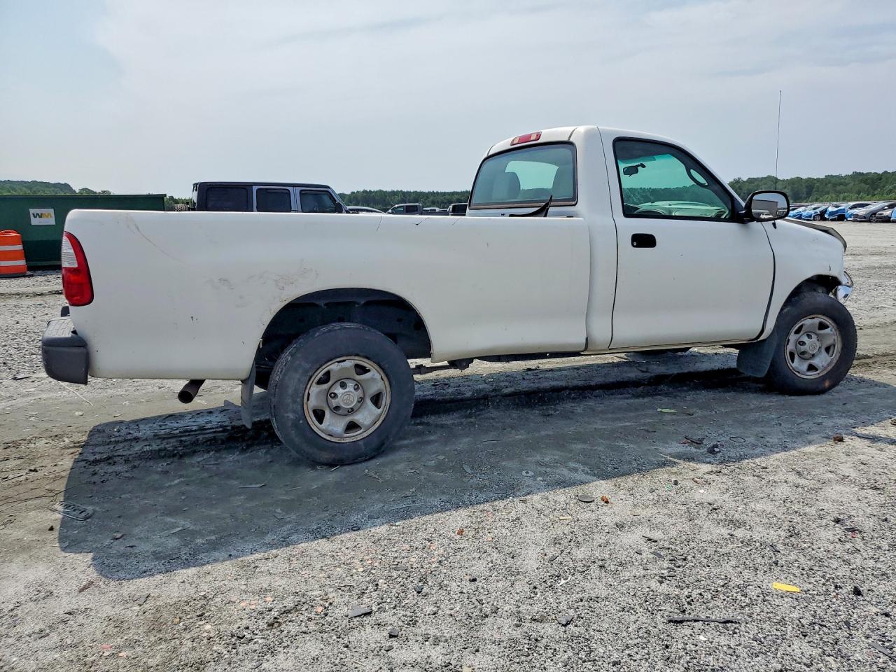 2006 Toyota Tundra Base White vin: 5TBJU321X6S471636