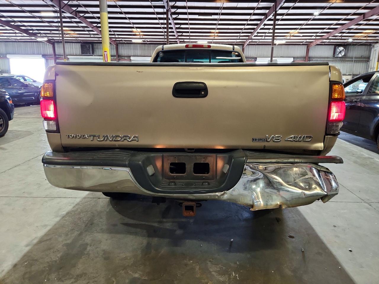 2003 Toyota Tundra Sr5 Gold vin: 5TBKT44133S372596