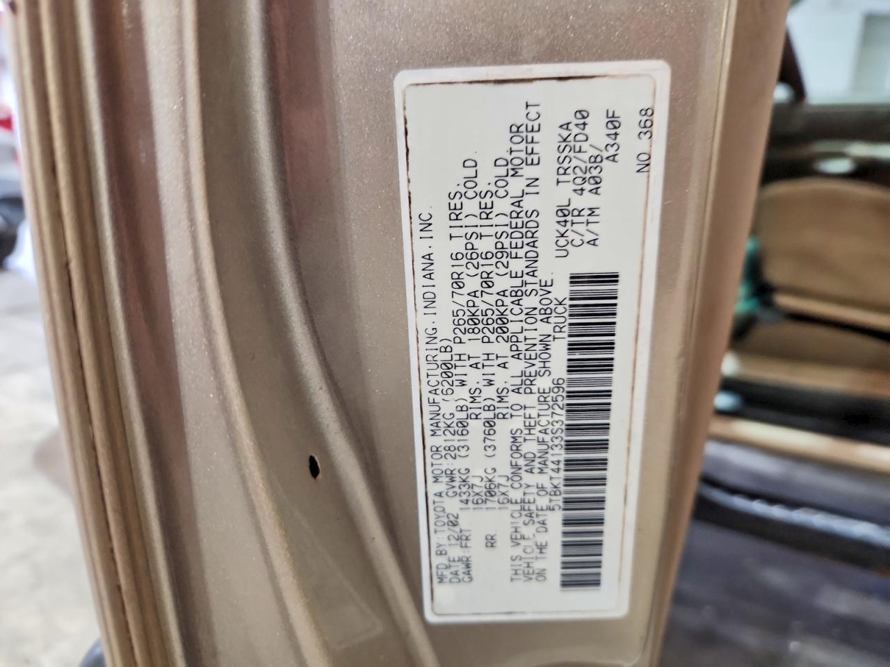 2003 Toyota Tundra Sr5 Gold vin: 5TBKT44133S372596