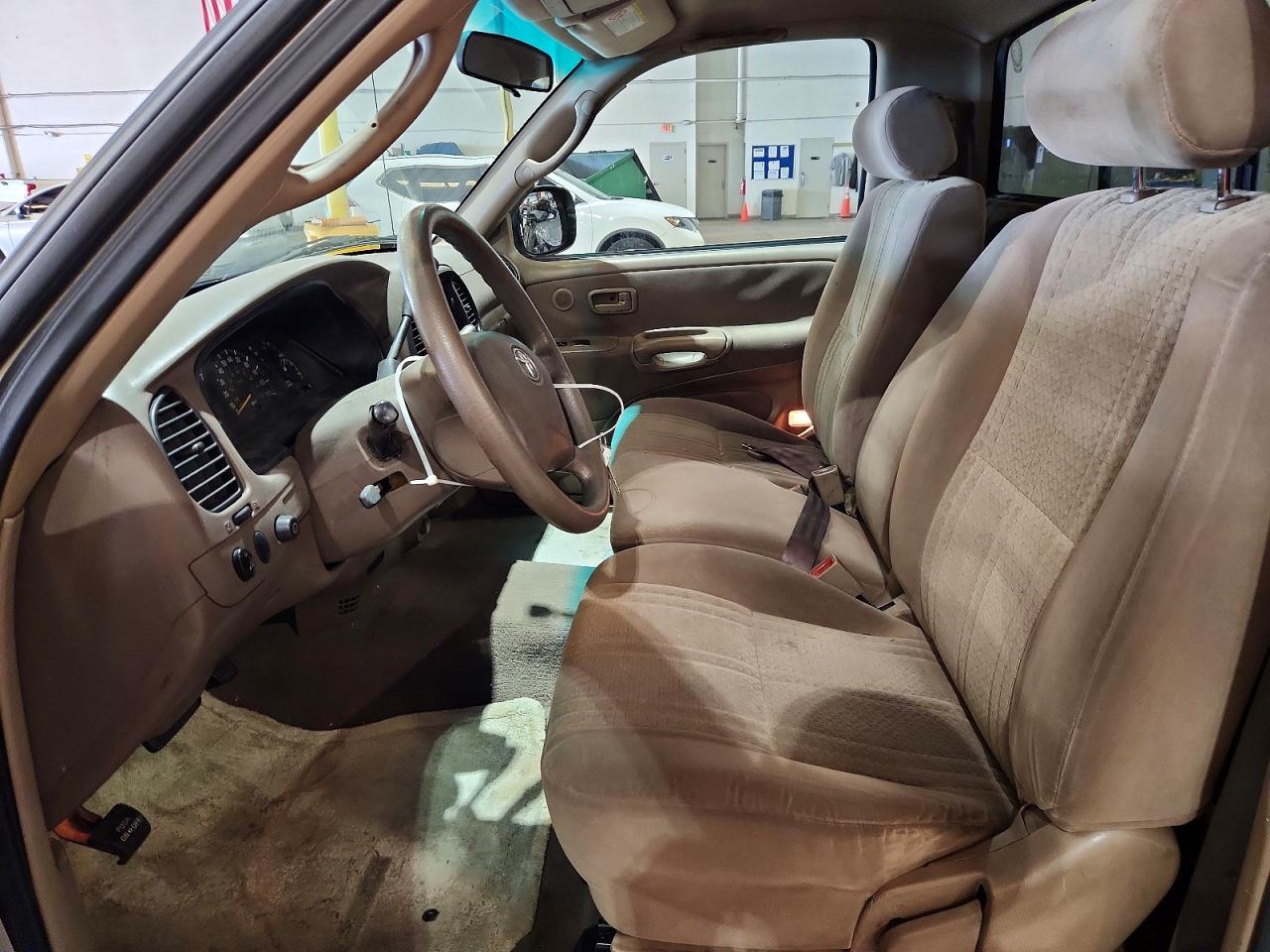 2003 Toyota Tundra Sr5 Gold vin: 5TBKT44133S372596