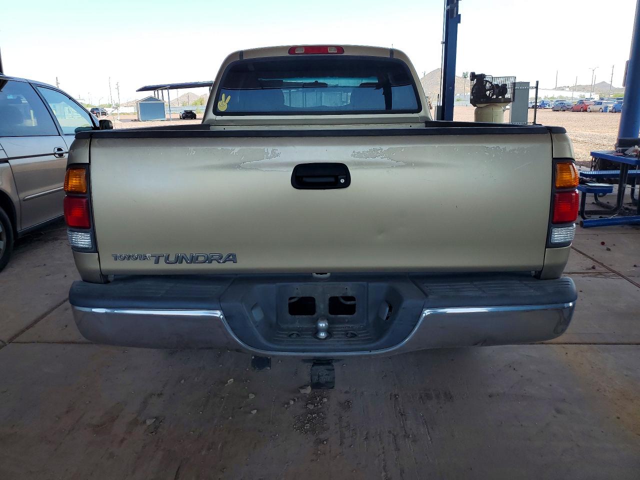 2003 Toyota Tundra Sr5 Tan vin: 5TBRN34103S388855