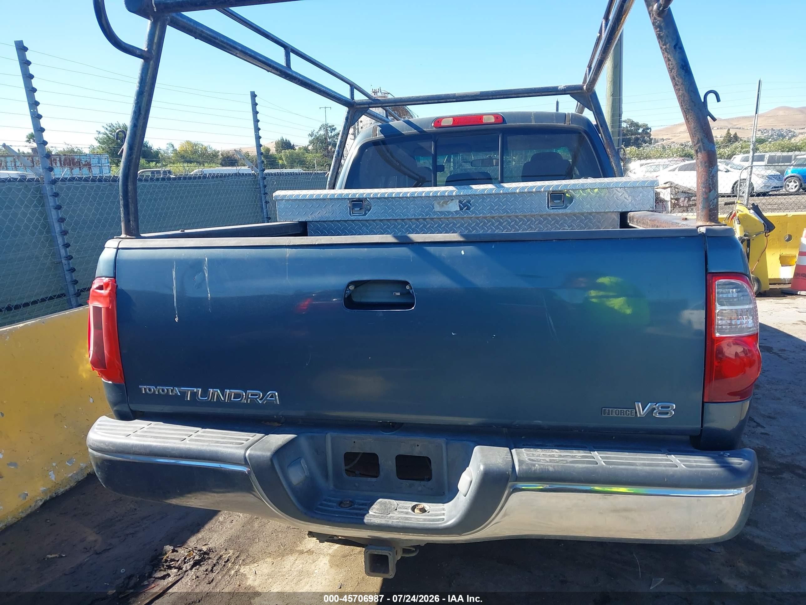 2005 Toyota Tundra Sr5 V8 Blue vin: 5TBRT34115S471655