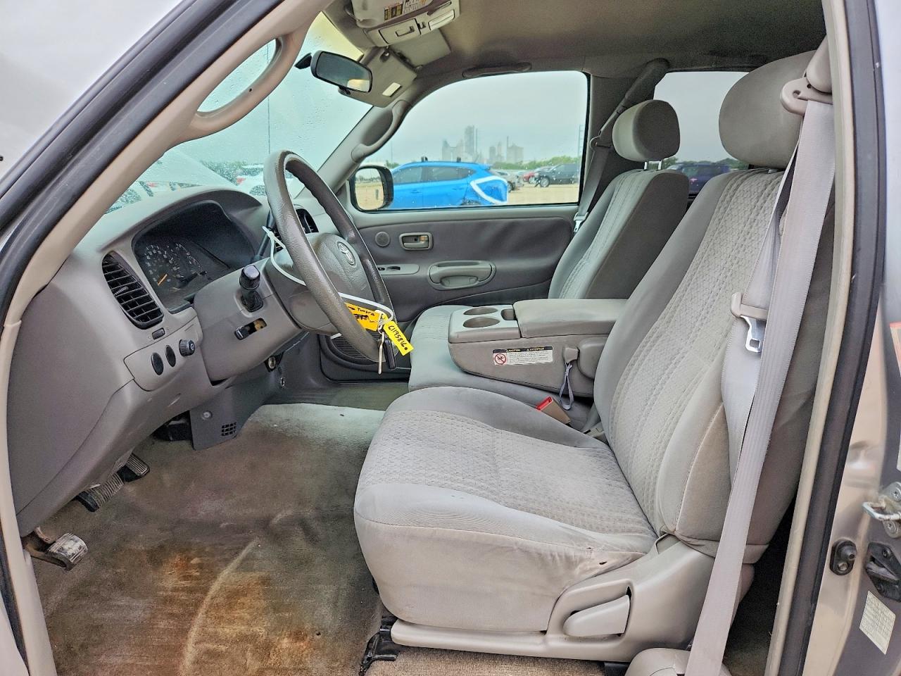 2004 Toyota Tundra Access Cab Sr5 Silver vin: 5TBRT34124S449596