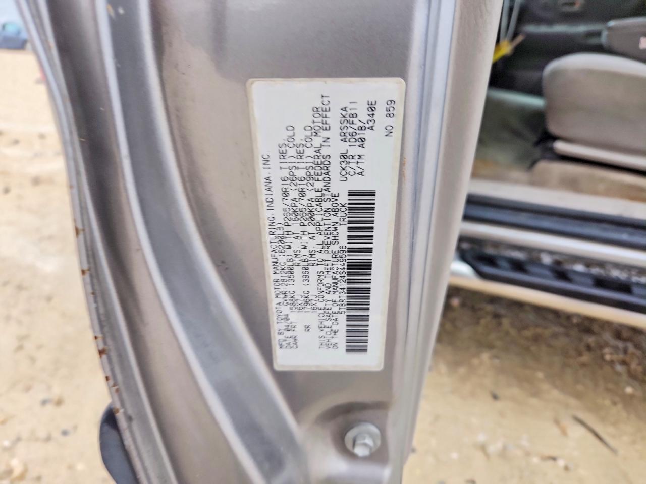 2004 Toyota Tundra Access Cab Sr5 Silver vin: 5TBRT34124S449596