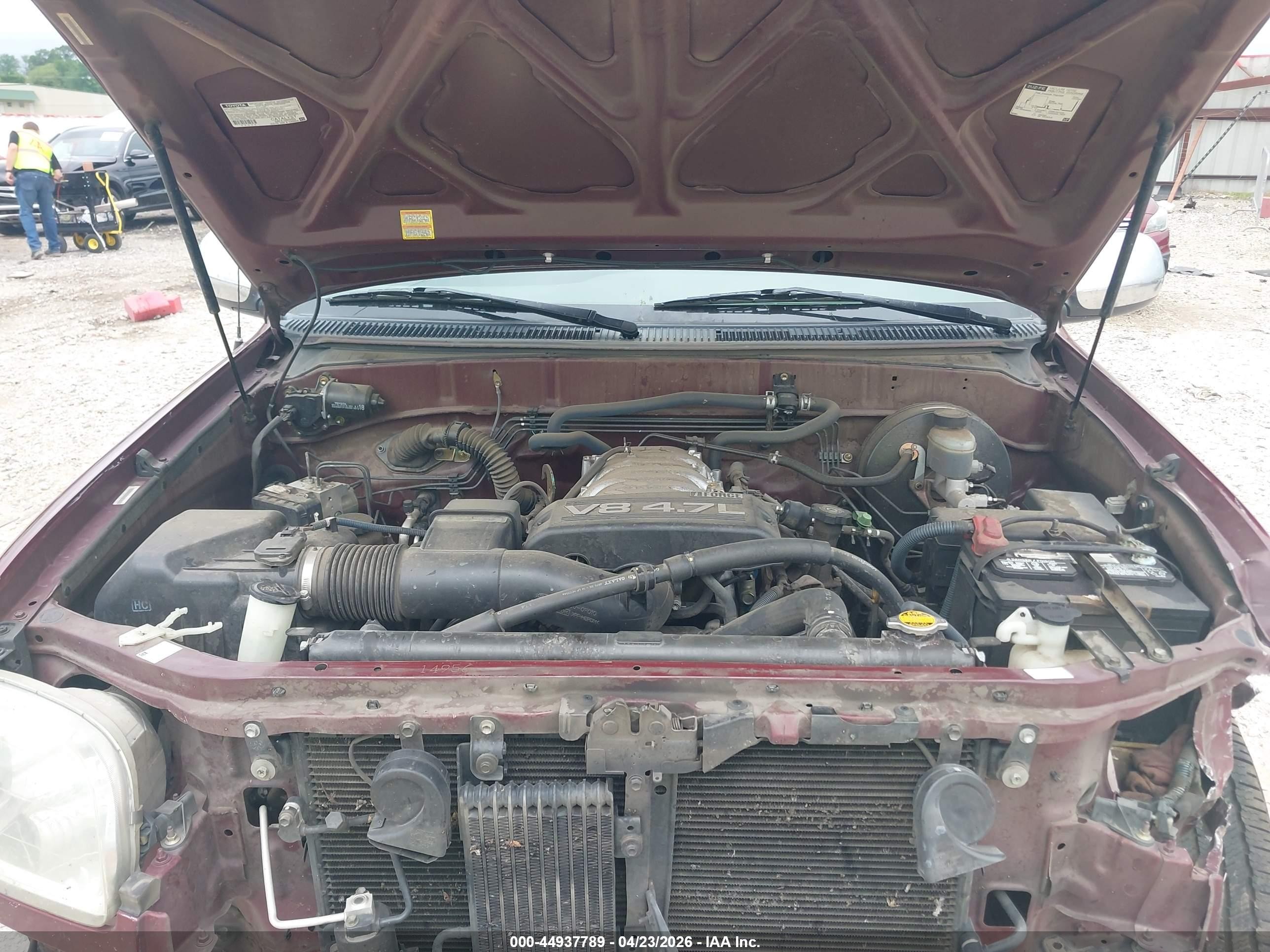 2004 Toyota Tundra Sr5 V8 Burgundy vin: 5TBRT34124S453714