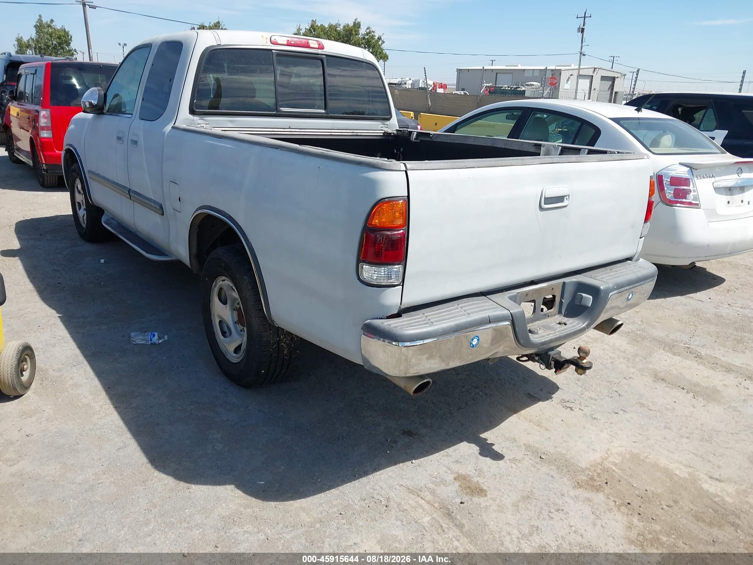 2003 Toyota Tundra Sr5 V8 White vin: 5TBRT34133S338764