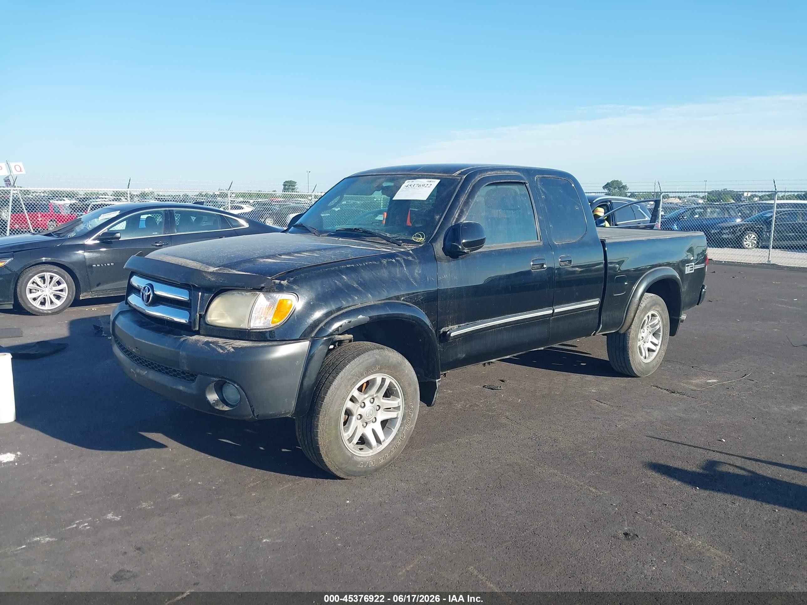 2003 Toyota Tundra Sr5 V8 Черный vin: 5TBRT34133S414984