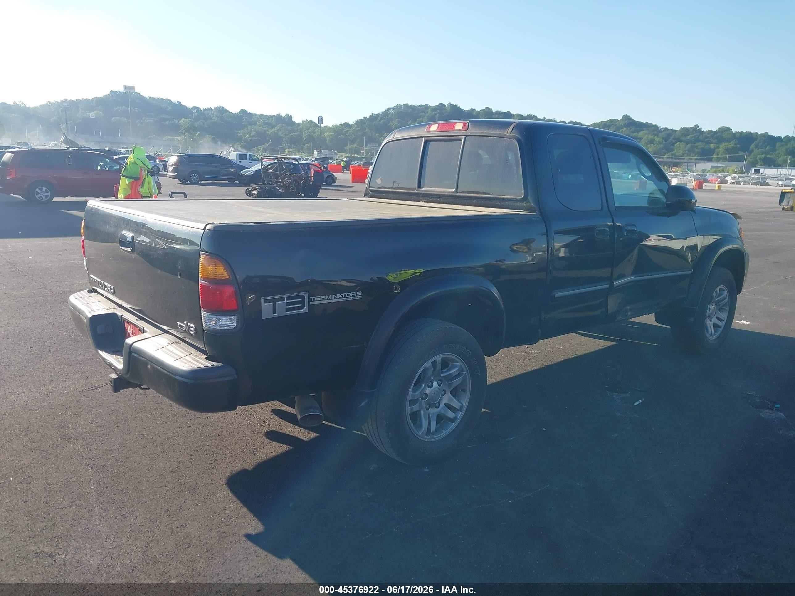 2003 Toyota Tundra Sr5 V8 Черный vin: 5TBRT34133S414984