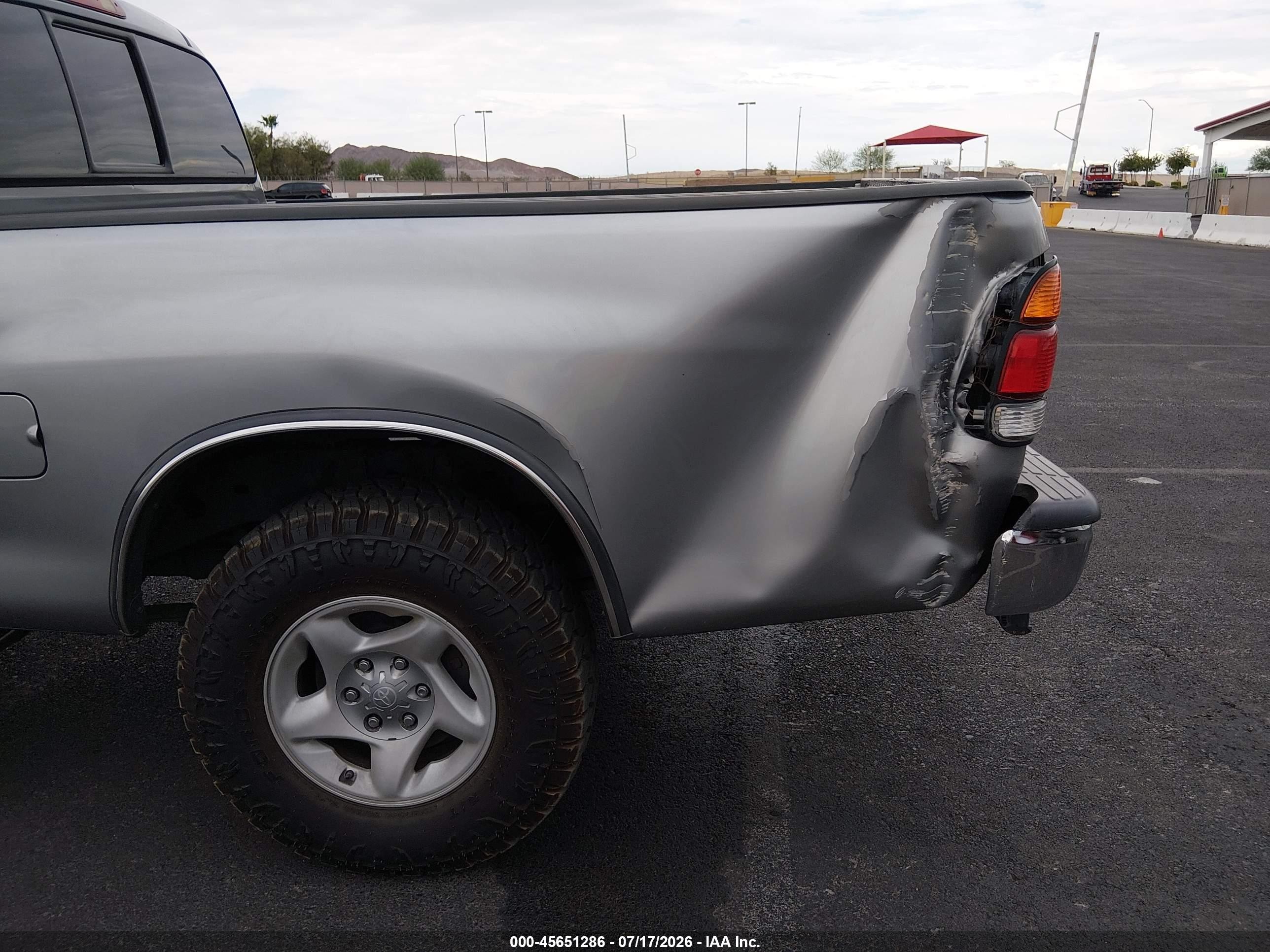 2003 Toyota Tundra Sr5 V8 Gray vin: 5TBRT34143S378626