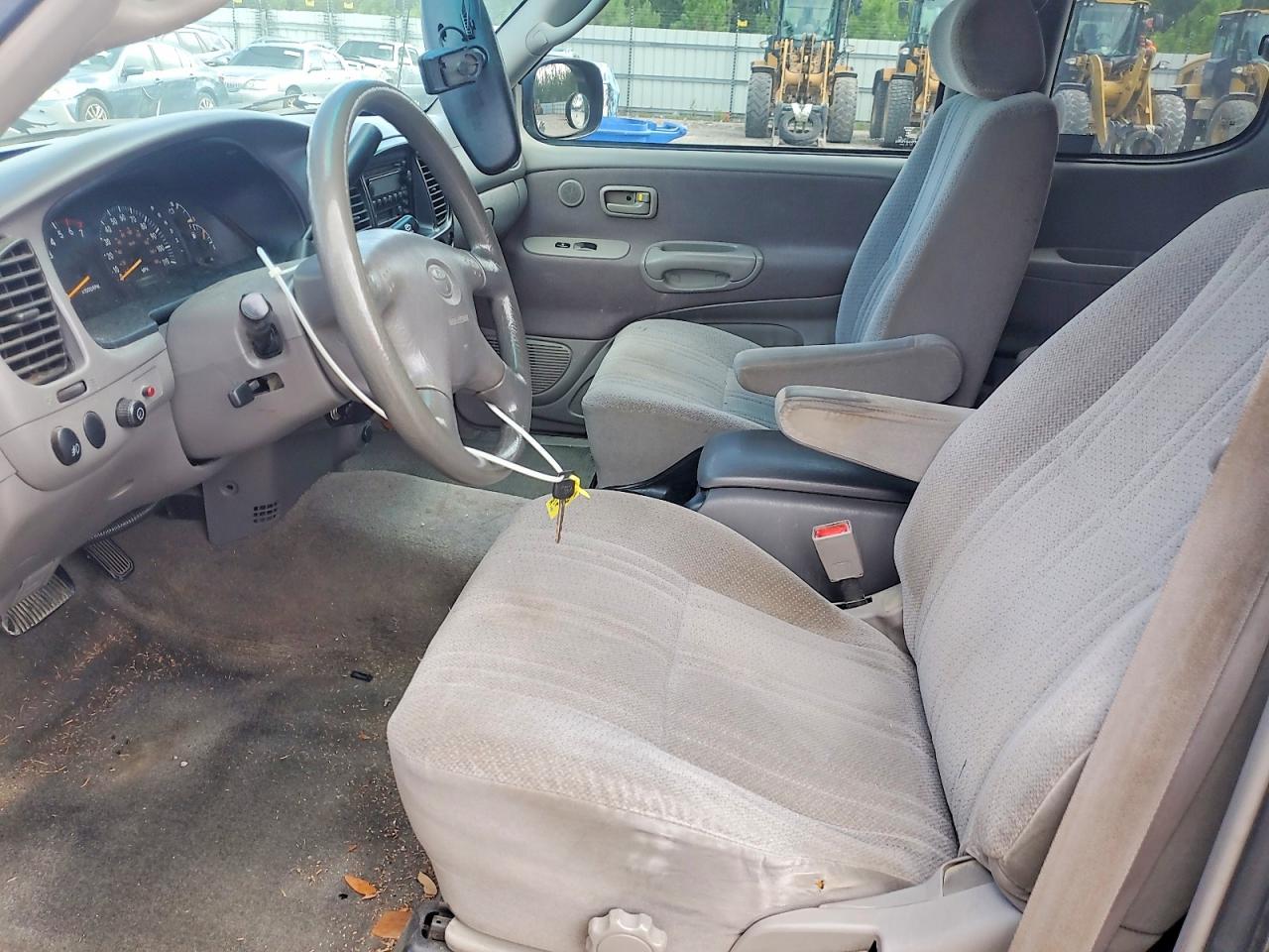 2001 Toyota Tundra Sr5 Beige vin: 5TBRT34151S150812