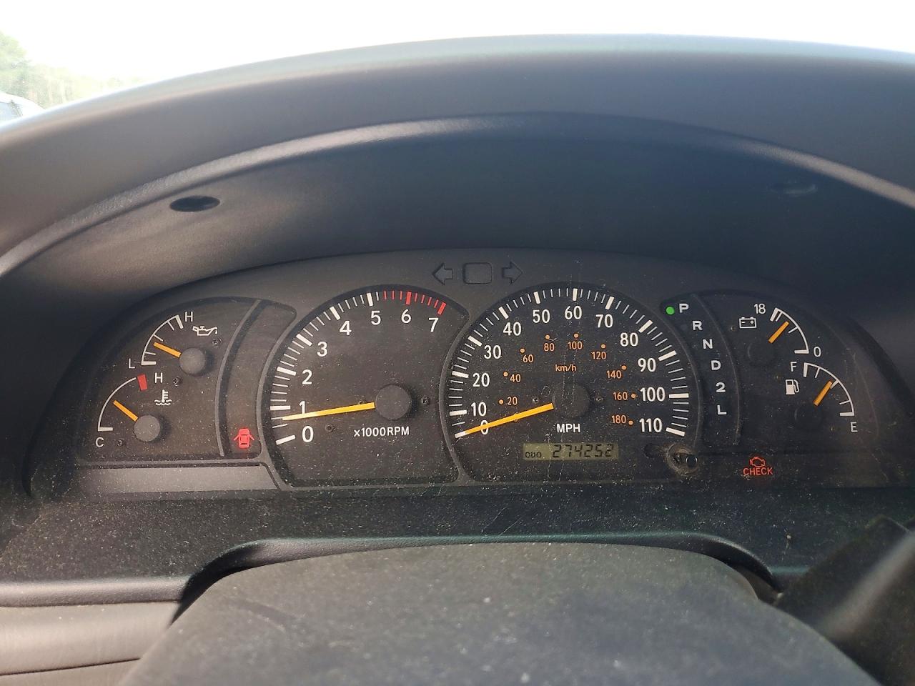 2001 Toyota Tundra Sr5 Beige vin: 5TBRT34151S150812