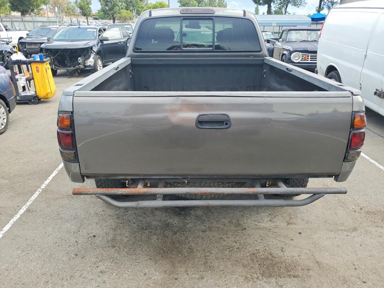2004 Toyota Tundra Sr5 Gray vin: 5TBRT34154S452847