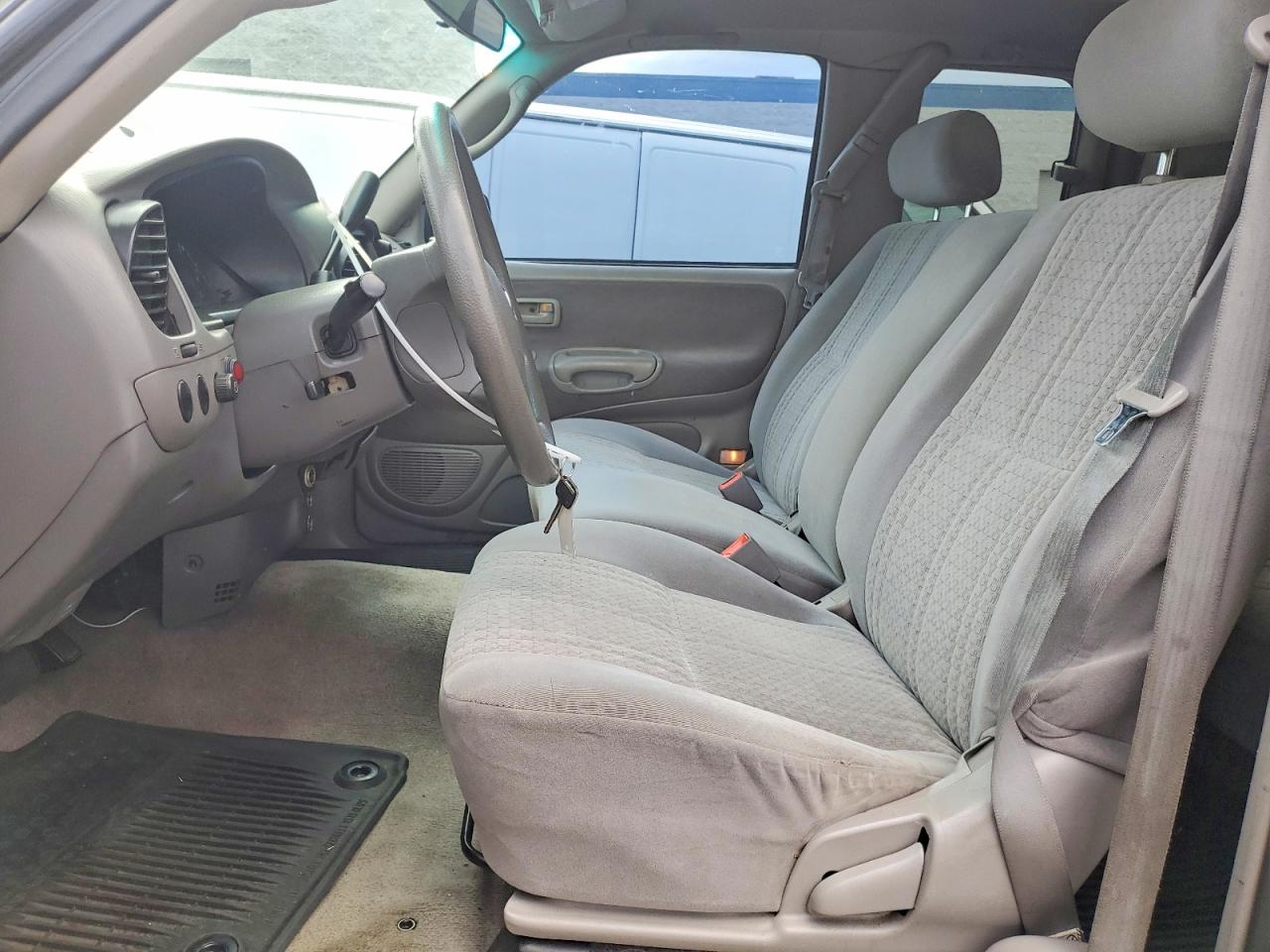2004 Toyota Tundra Sr5 Gray vin: 5TBRT34154S452847