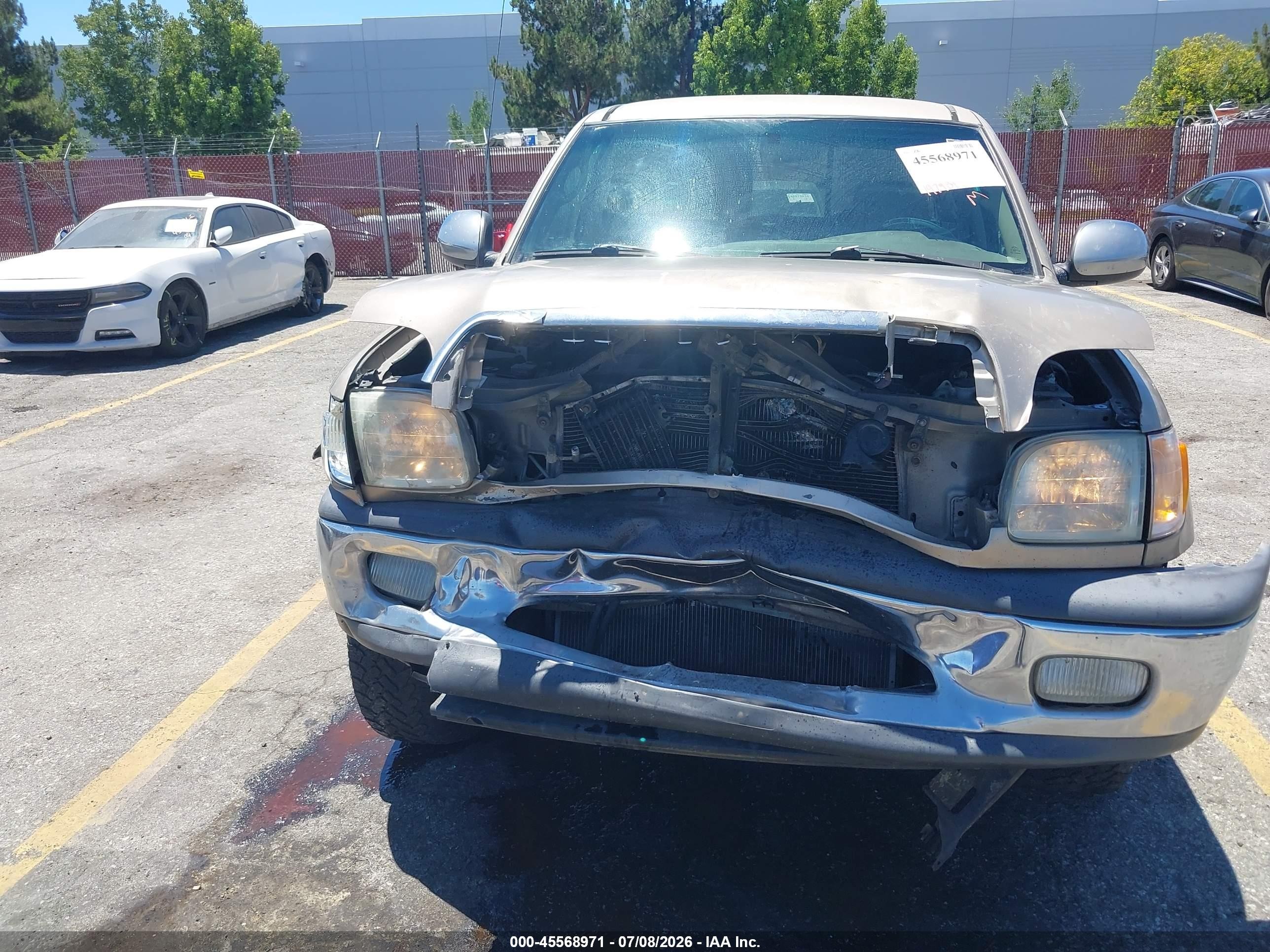 2002 Toyota Tundra Sr5 V8 Золотой vin: 5TBRT34162S265016