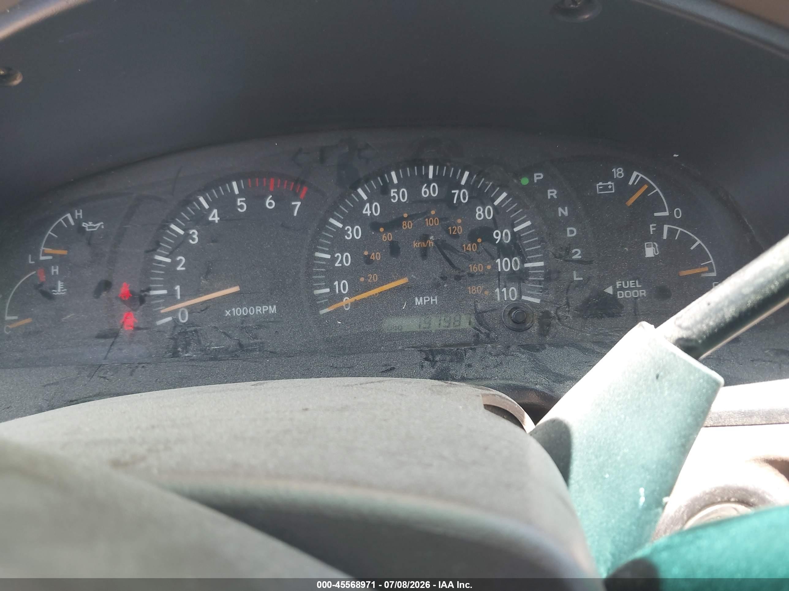 2002 Toyota Tundra Sr5 V8 Золотой vin: 5TBRT34162S265016
