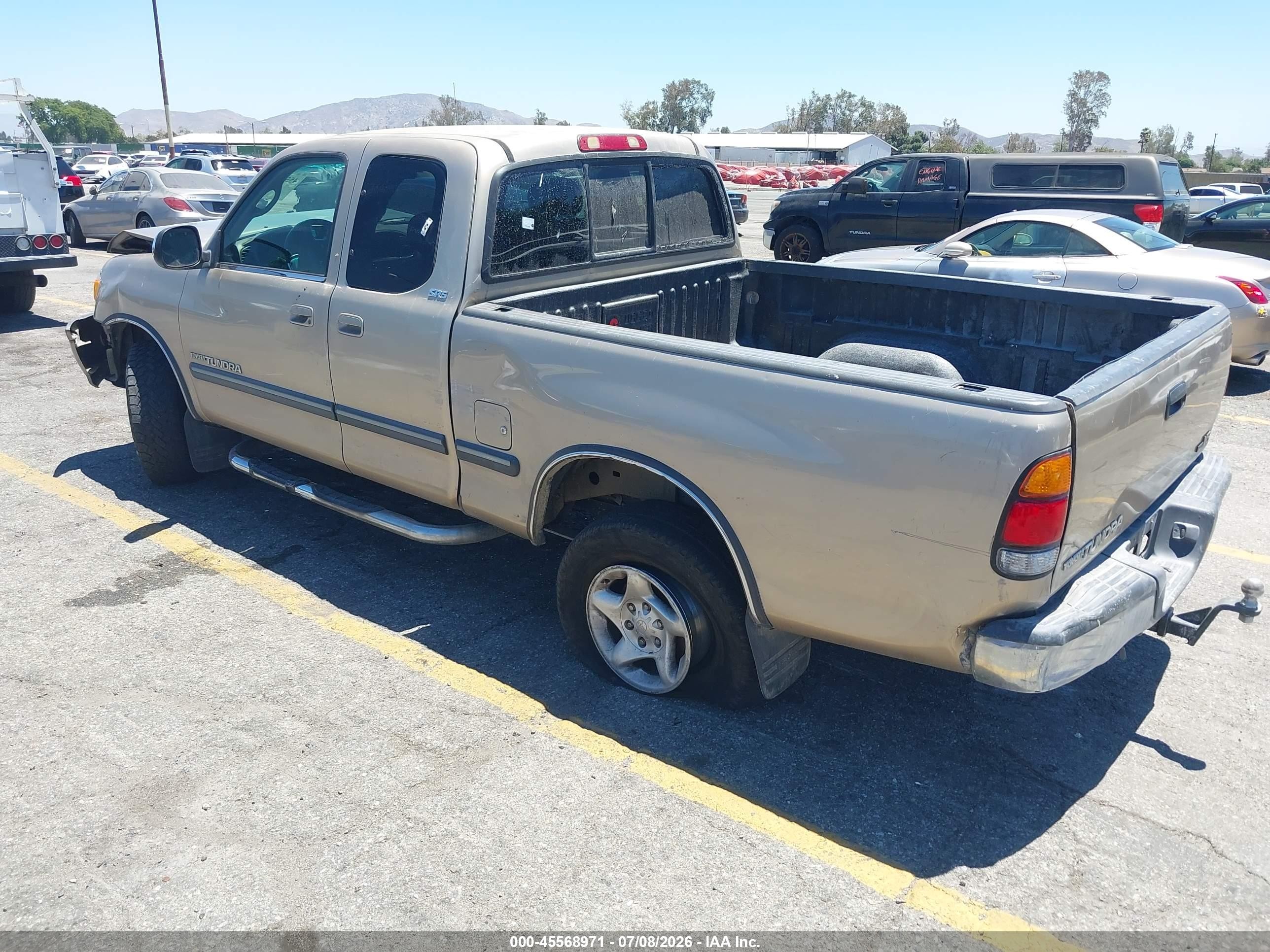 2002 Toyota Tundra Sr5 V8 Золотой vin: 5TBRT34162S265016