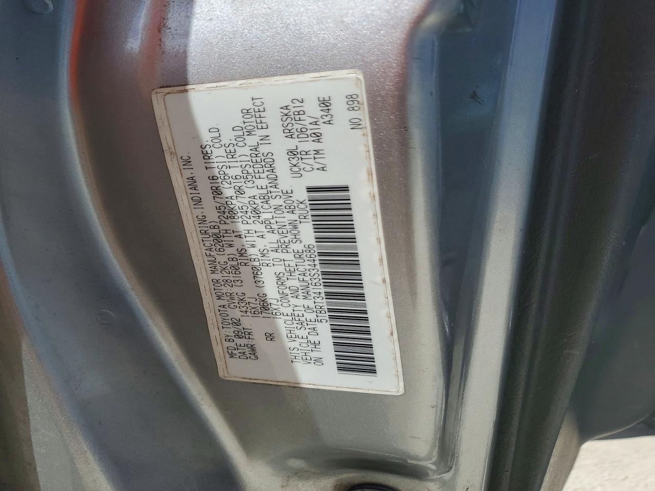 2003 Toyota Tundra Sr5 Silver vin: 5TBRT34163S344686