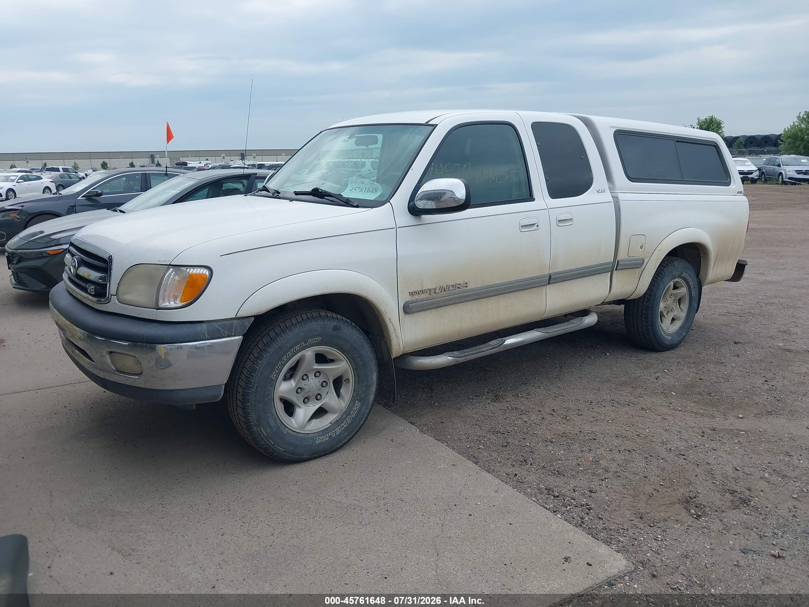 2000 Toyota Tundra Sr5 V8 Белый vin: 5TBRT3416YS052415