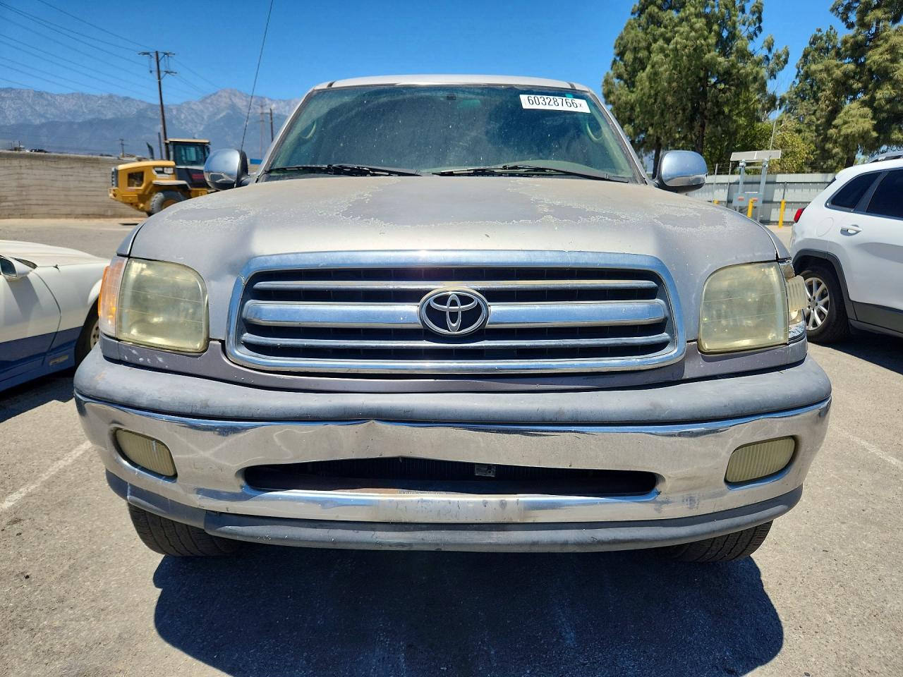 2002 Toyota Tundra Sr5 V8 Серебряный vin: 5TBRT34172S322338