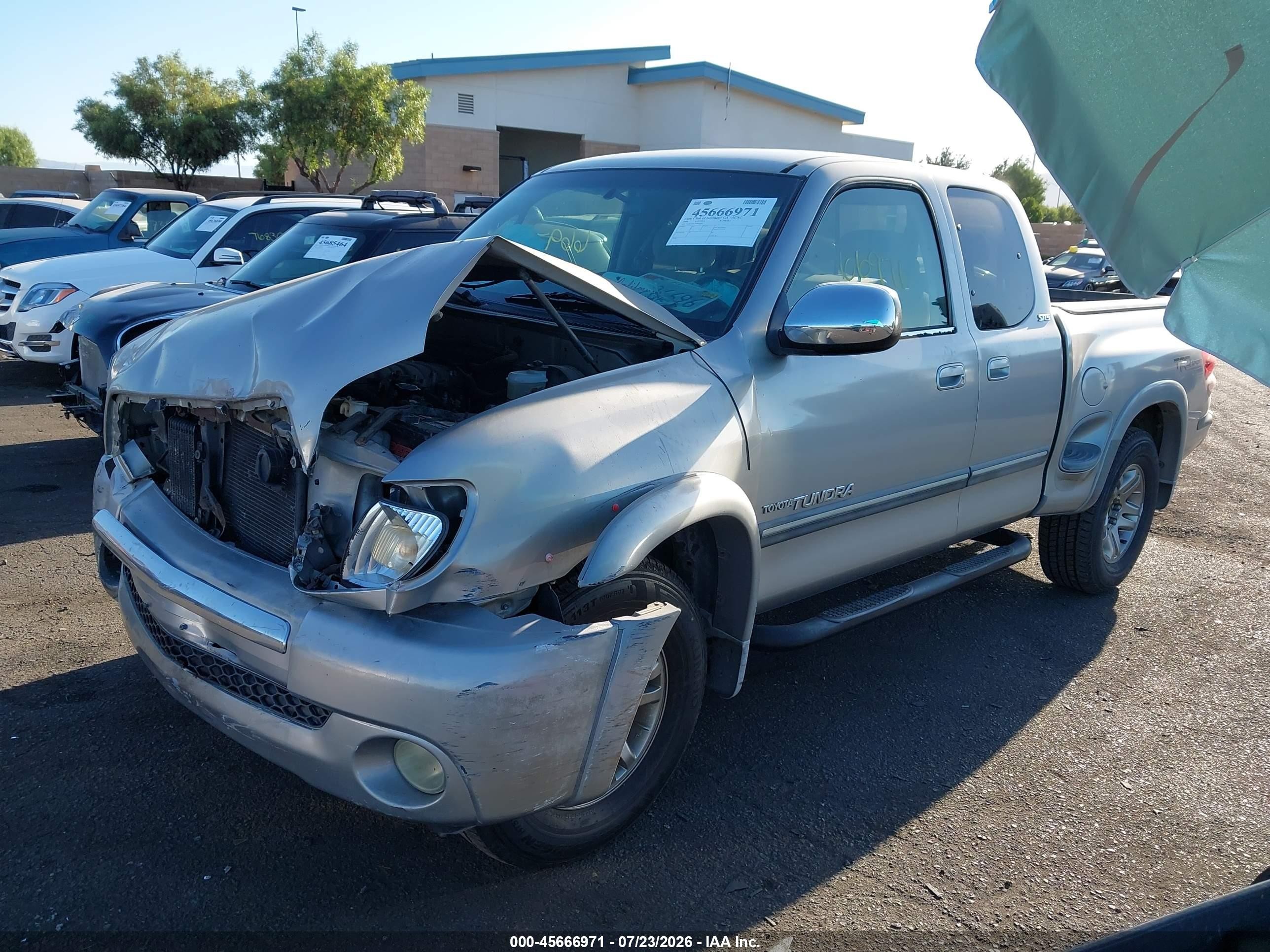 2004 Toyota Tundra Sr5 V8 Серый vin: 5TBRT34174S447682