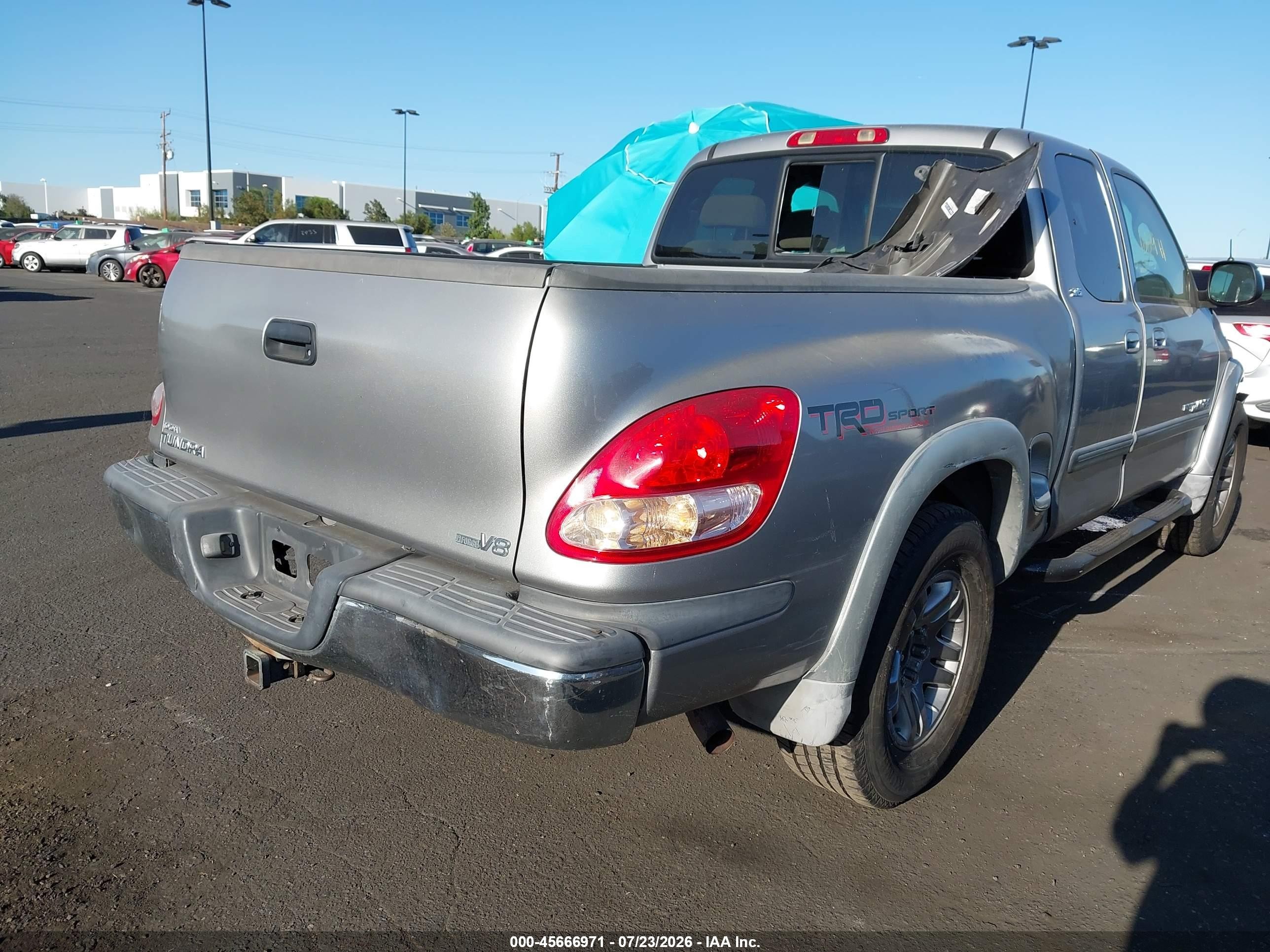 2004 Toyota Tundra Sr5 V8 Серый vin: 5TBRT34174S447682