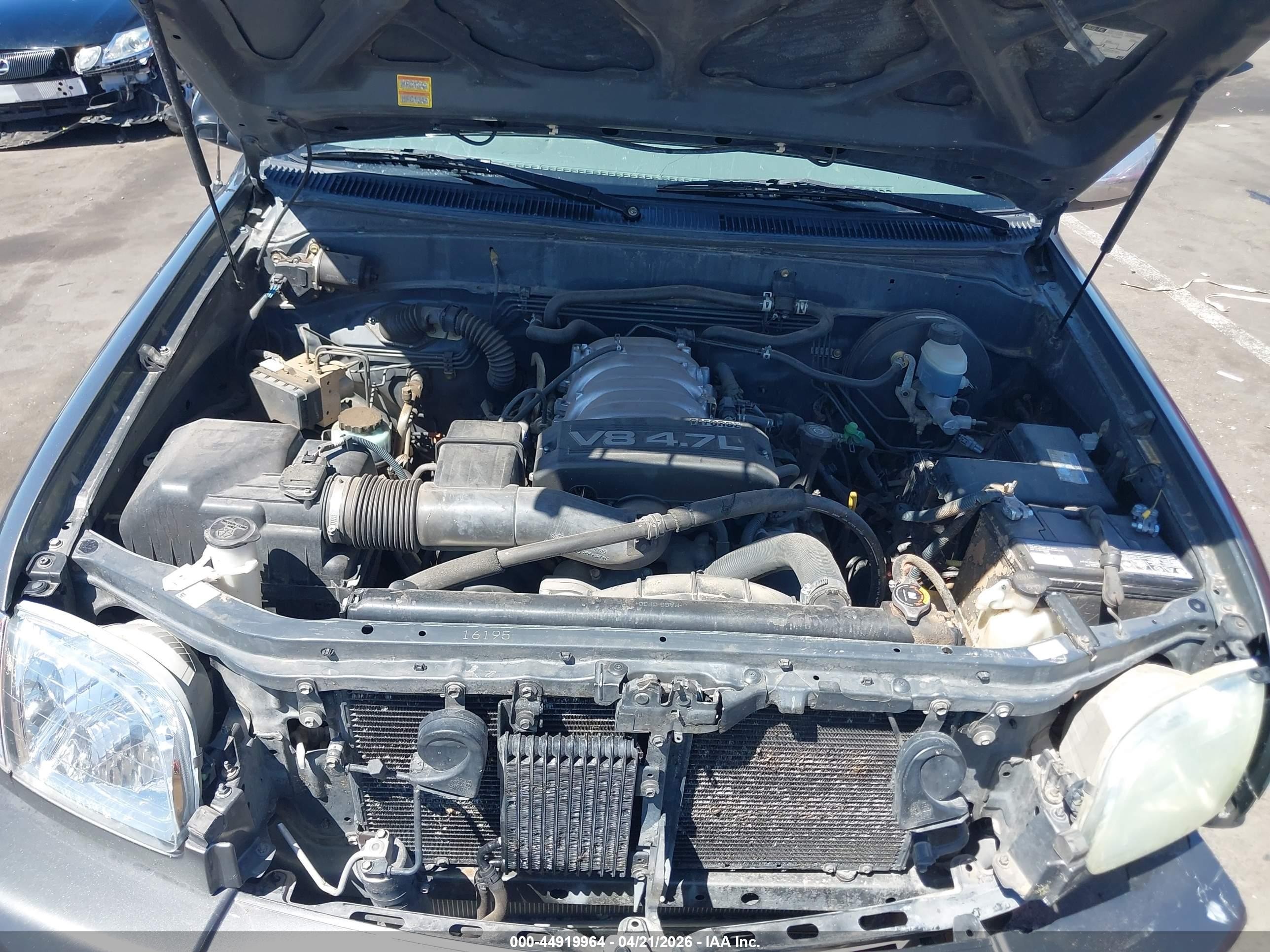 2004 Toyota Tundra Sr5 V8 Gray vin: 5TBRT34174S447908