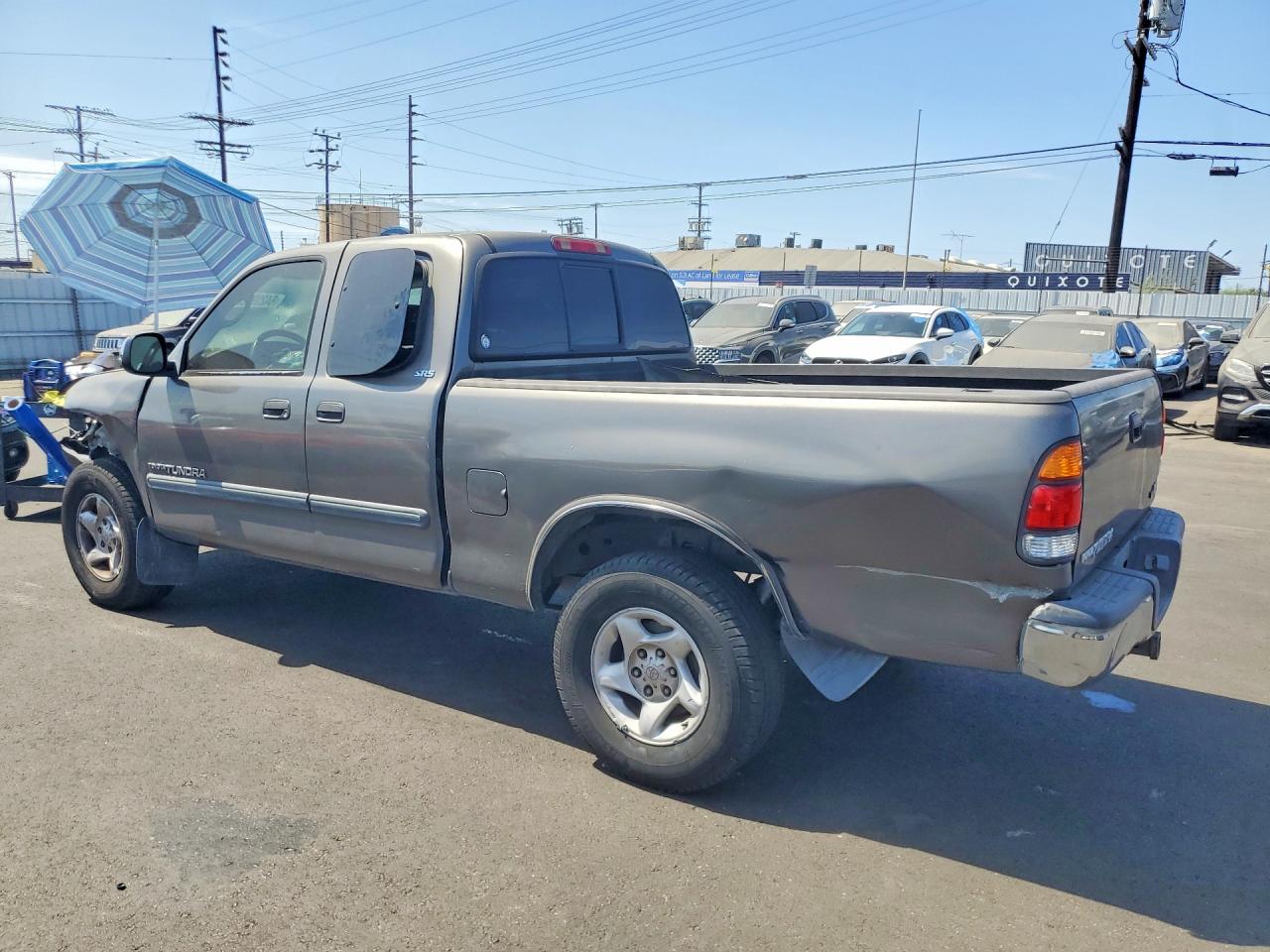 2003 Toyota Tundra Sr5 Tan vin: 5TBRT34183S437788