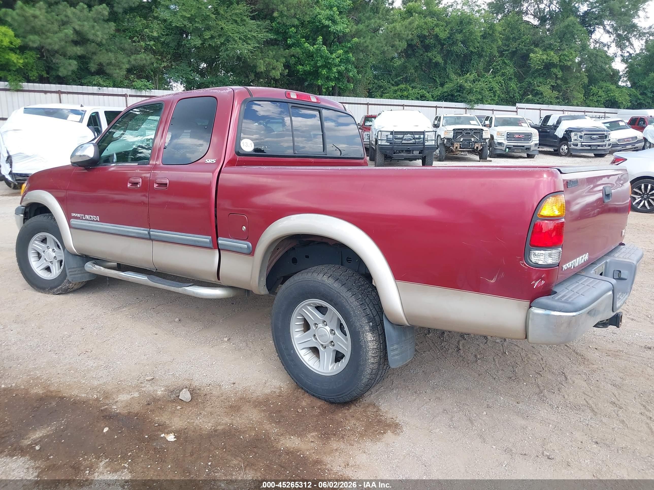 2000 Toyota Tundra Sr5 V8 Burgundy vin: 5TBRT3418YS121475