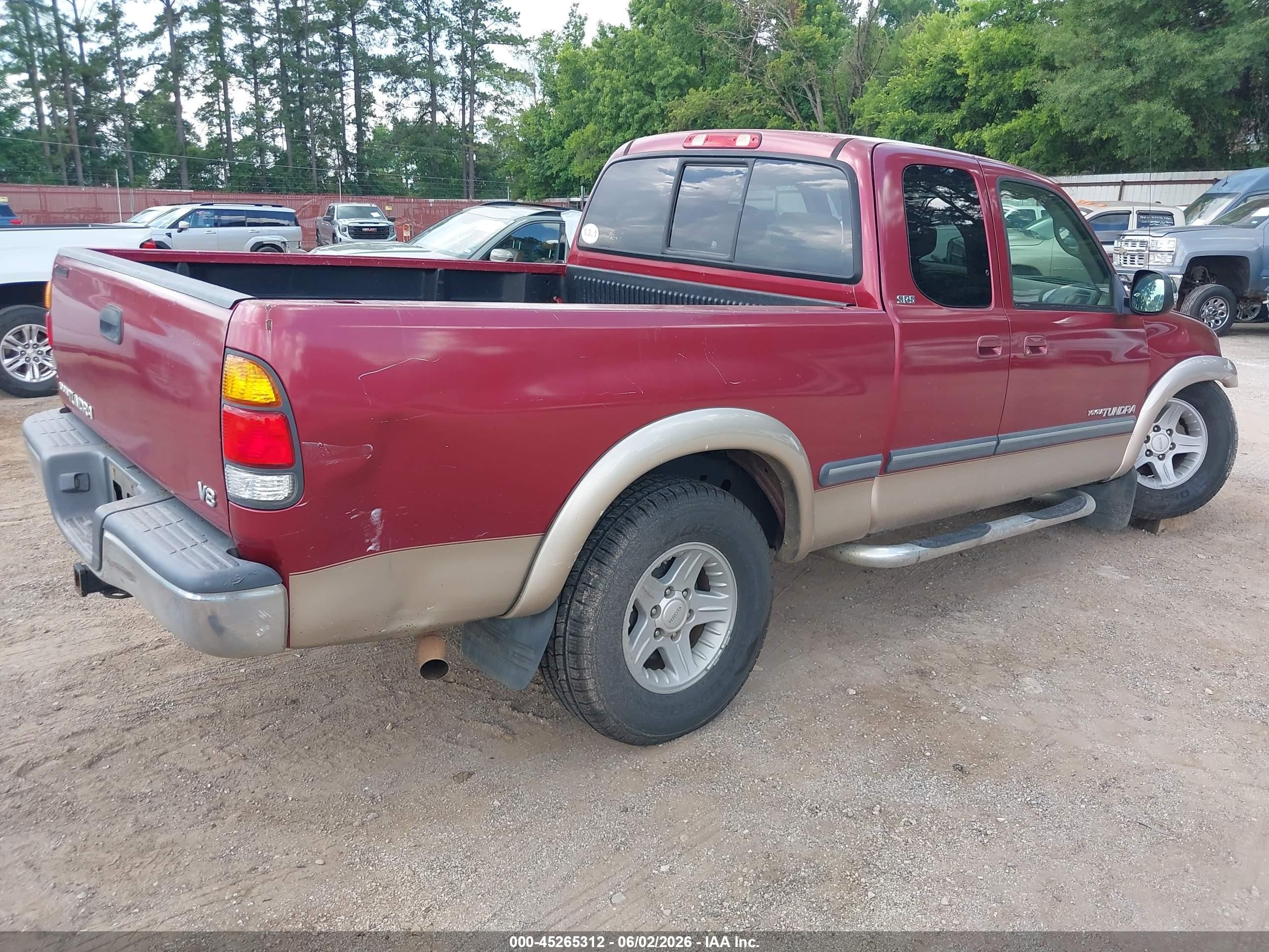 2000 Toyota Tundra Sr5 V8 Burgundy vin: 5TBRT3418YS121475