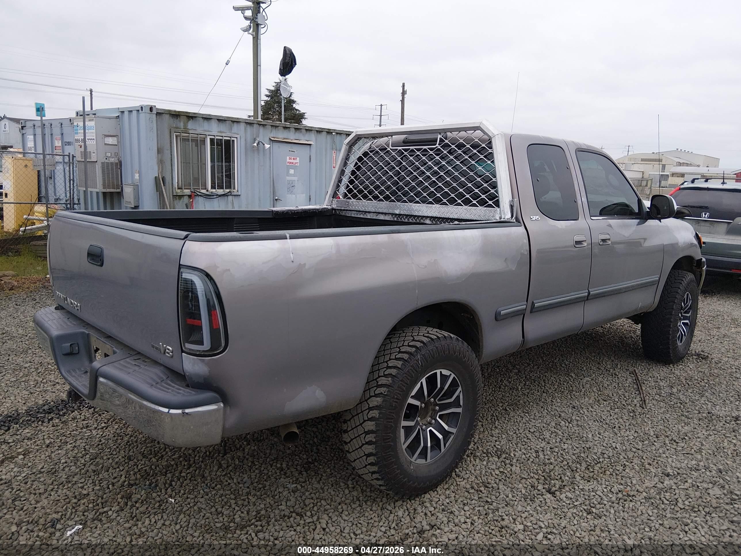 2001 Toyota Tundra Sr5 V8 Gray vin: 5TBRT34191S171792