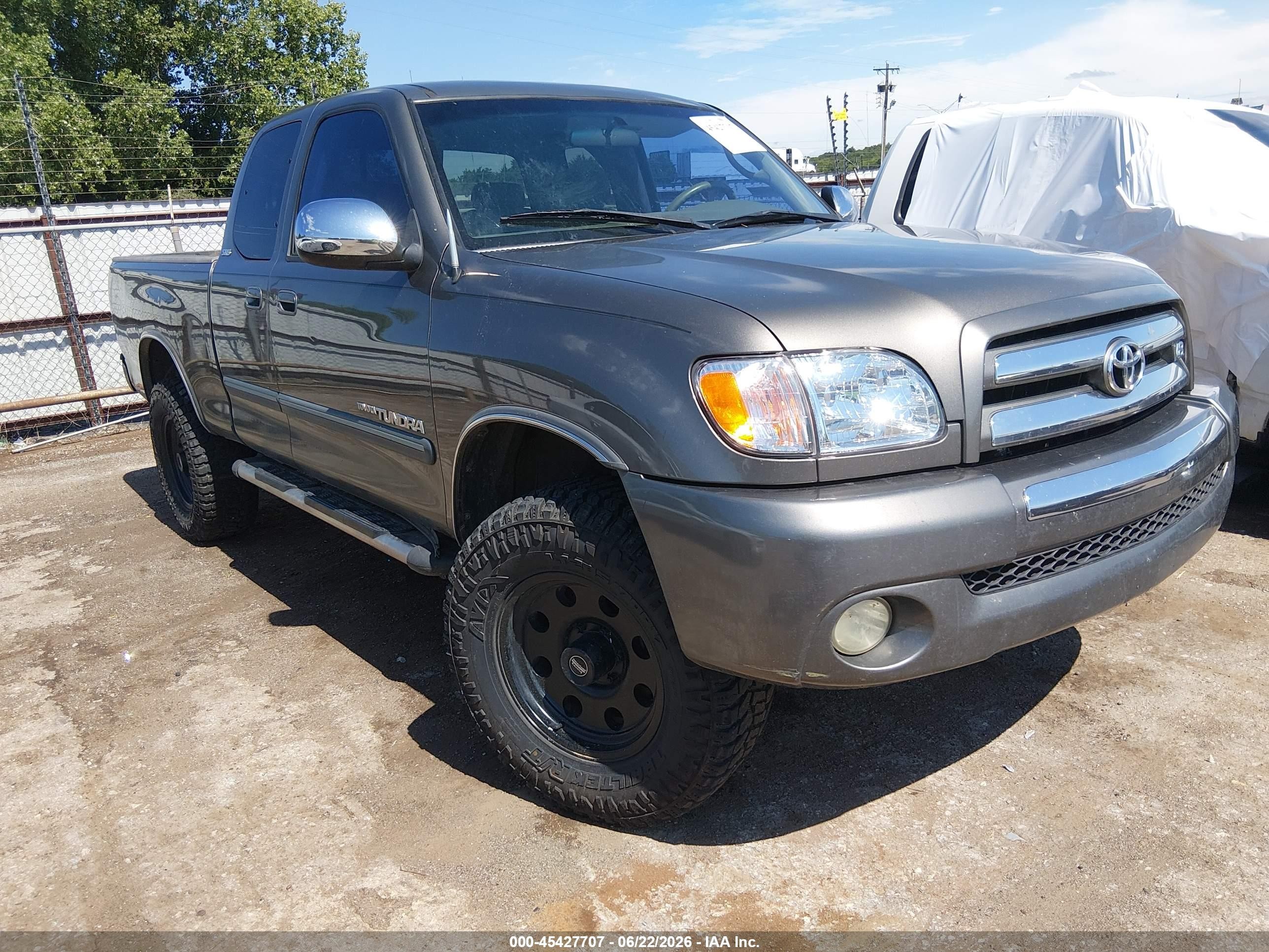 2003 Toyota Tundra Sr5 V8 Gray vin: 5TBRT34193S341832