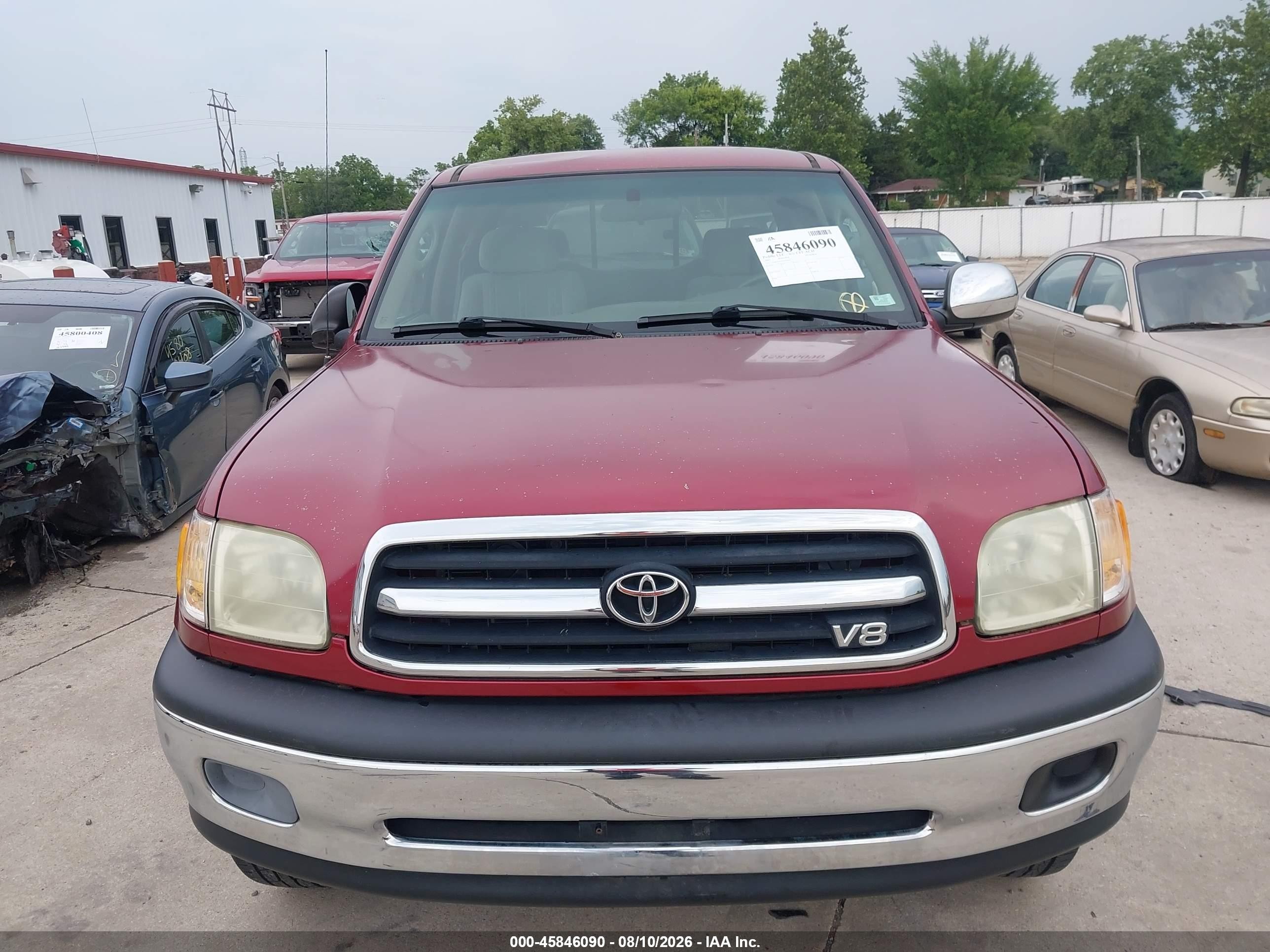 2002 Toyota Tundra Sr5 V8 Бордовый vin: 5TBRT341X2S237879