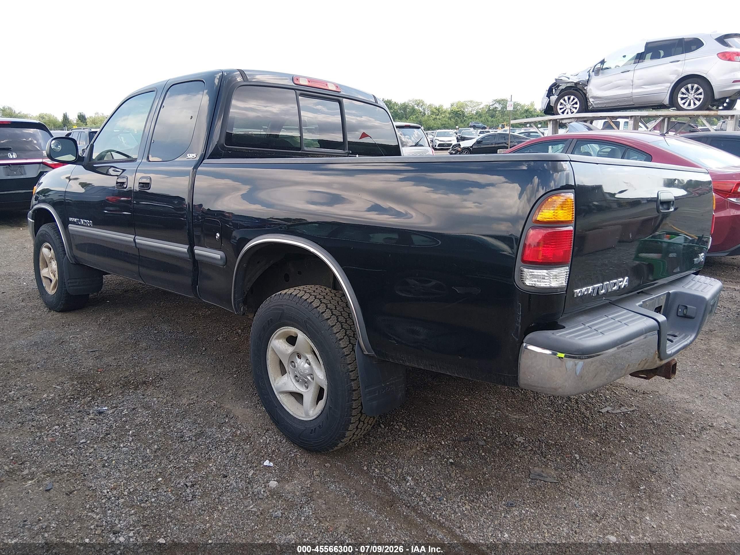 2002 Toyota Tundra Sr5 V8 Black vin: 5TBRT341X2S307641